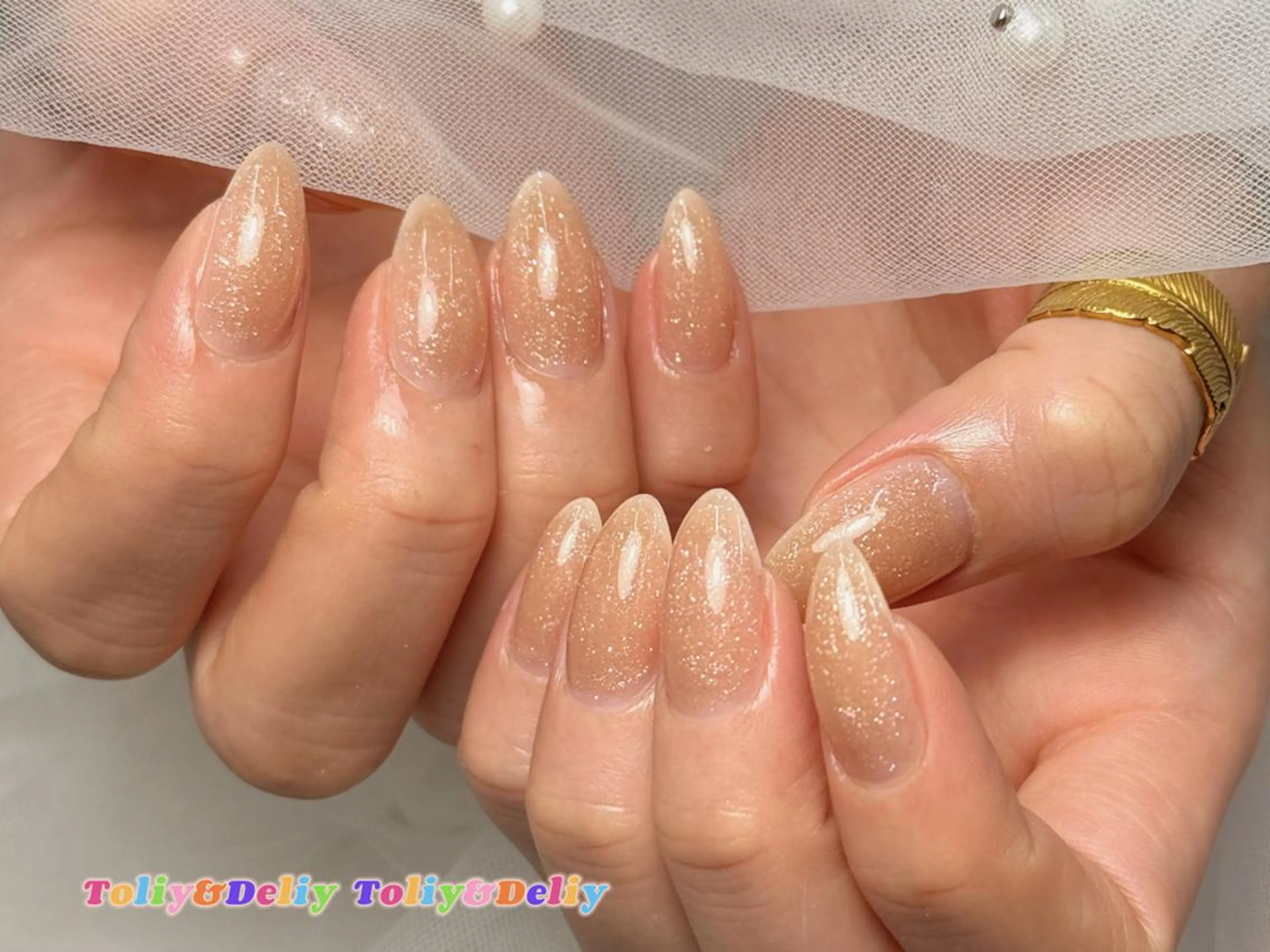 ネイル ToliyDeliy Linaのネイルデザイン