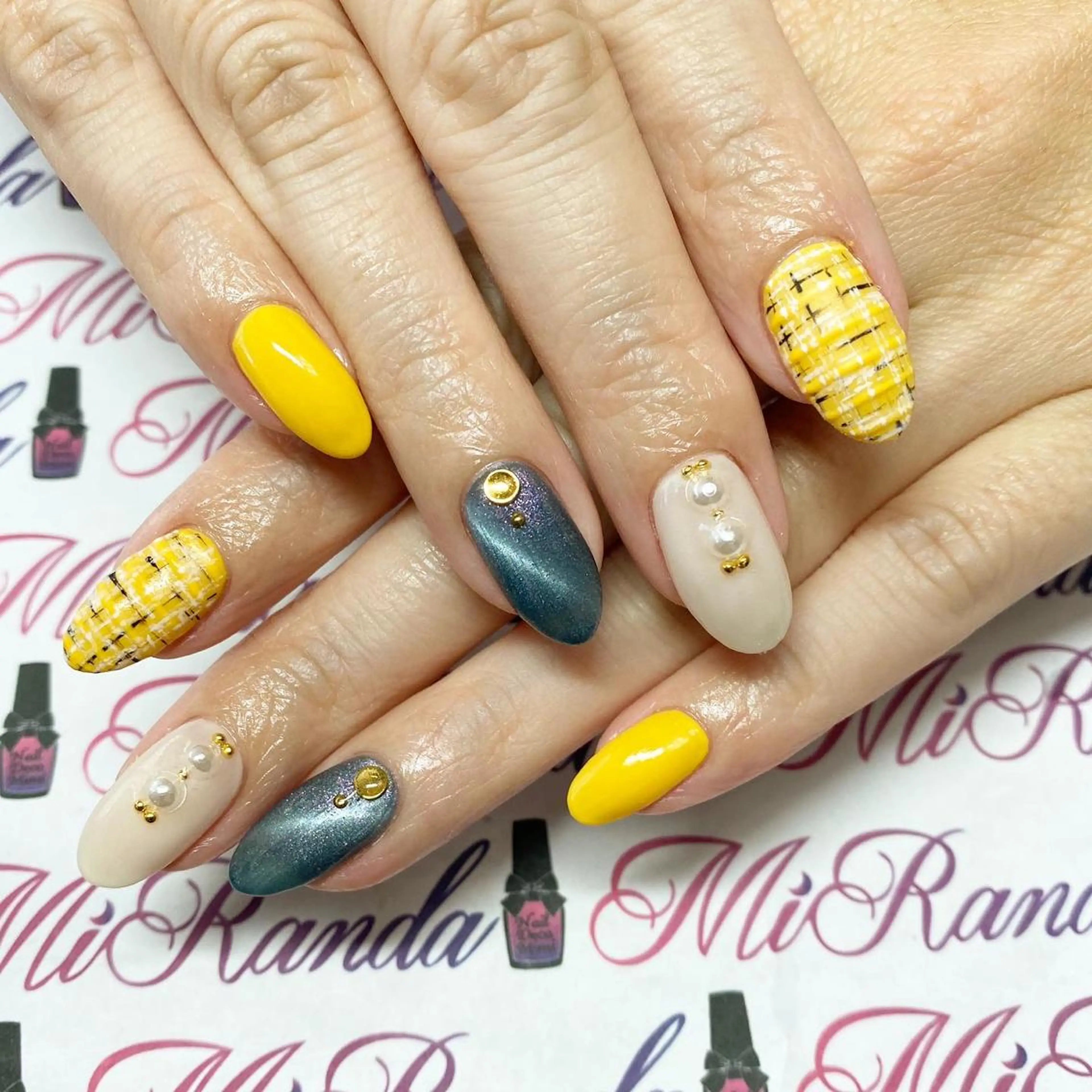 ネイル MiRanda Nail所属・MiRanda 保坂 舞のネイルデザイン