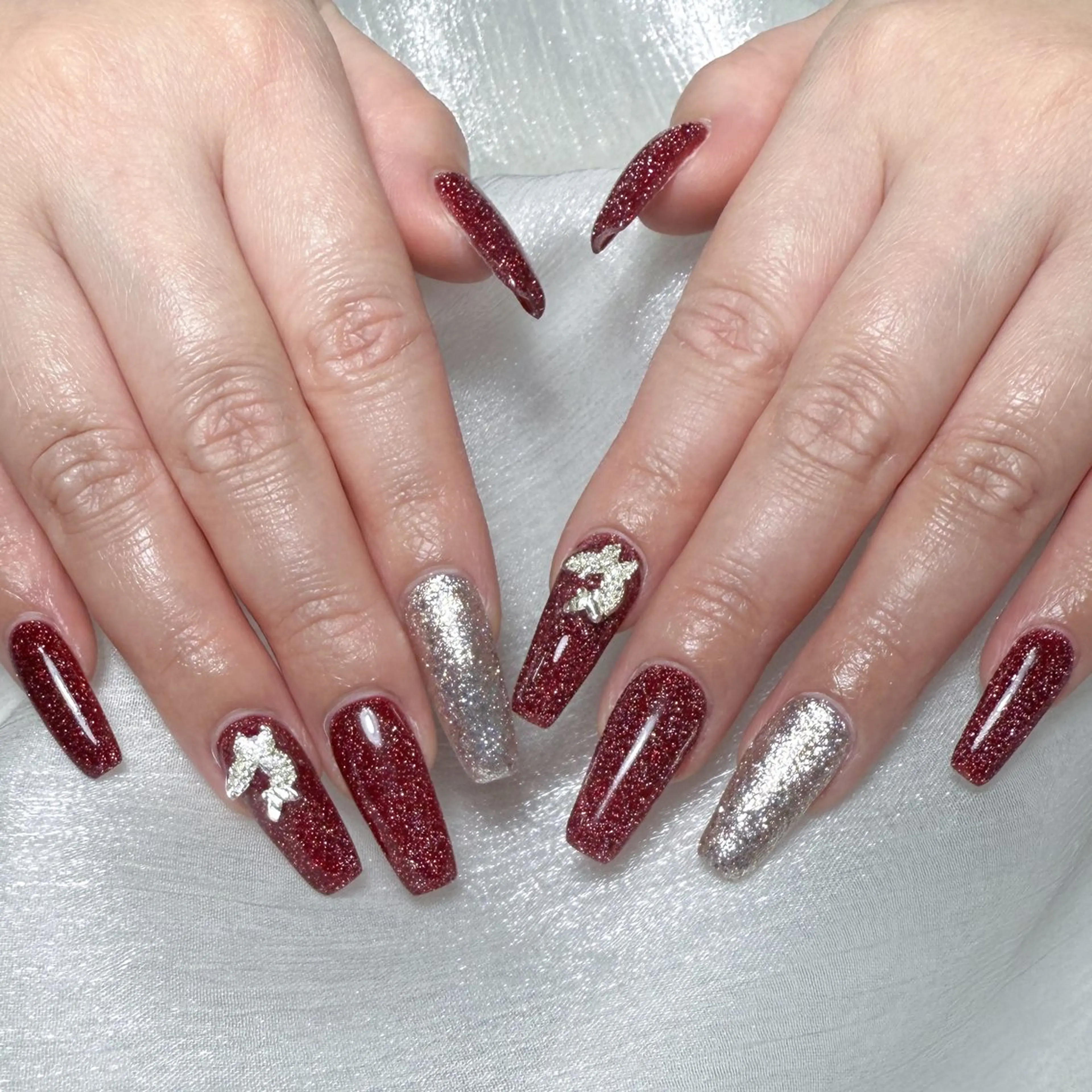 メンズ ネイル メンズ韓国風 アートネイル オーロラネイル ガーリー キラキラネイル ハンドネイル Nail salon 木にいるのネイルデザイン