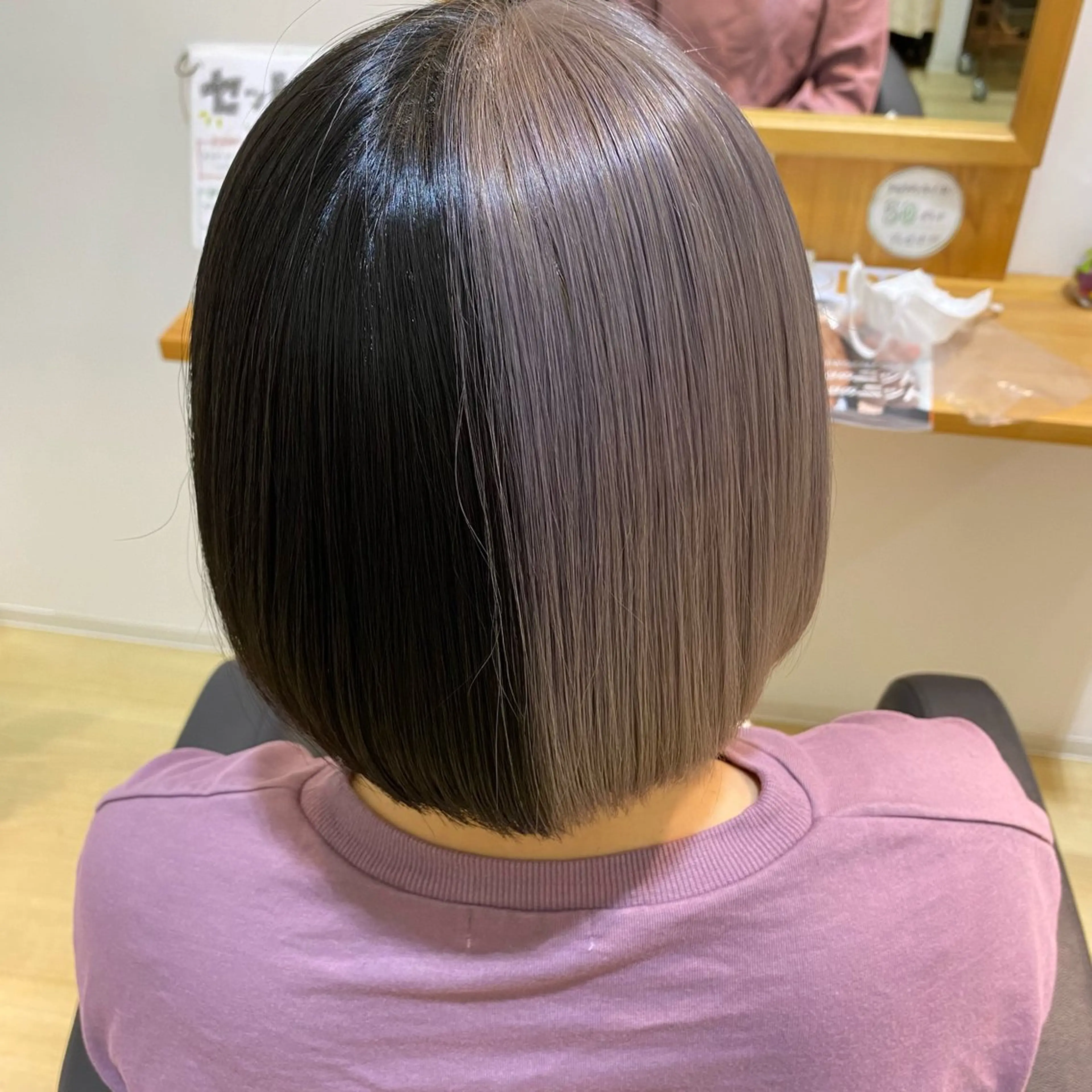 ショート カラー カット ヘアカラー トリートメント 井手 孔介のヘアスタイル
