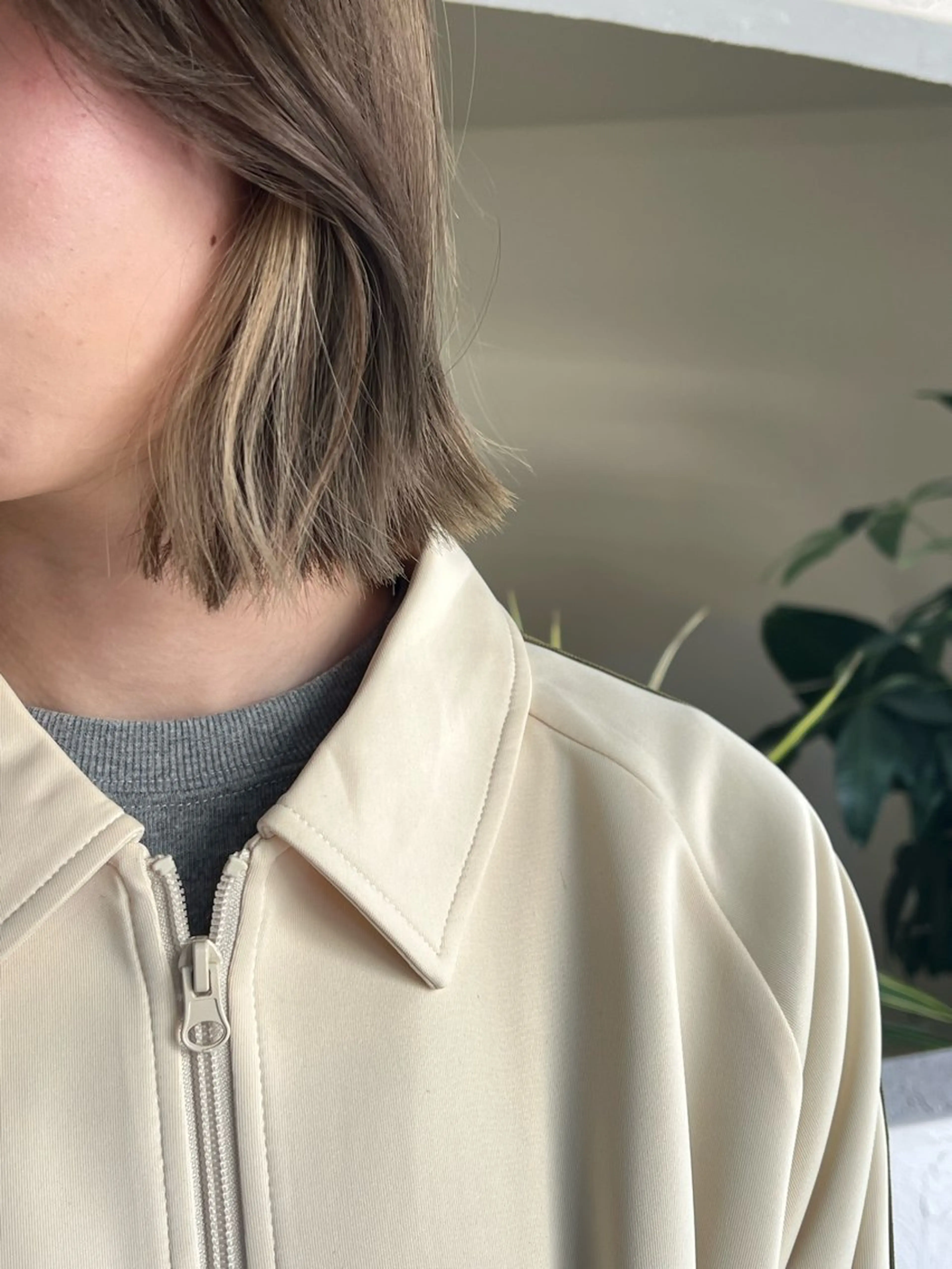 カラー 小林 美咲のヘアスタイル