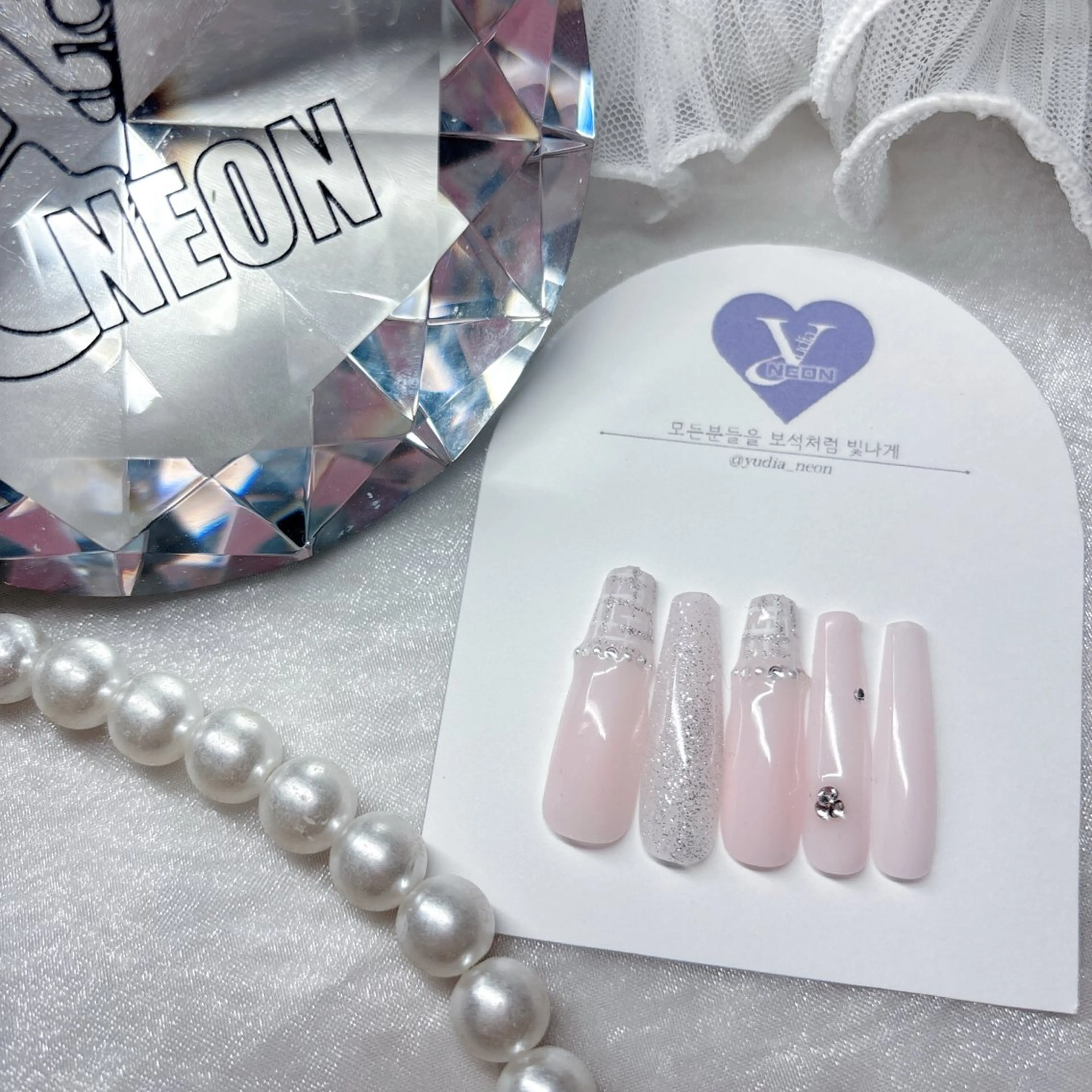 ネイル オーロラネイル 成人式 フットネイル 韓国ネイル ロングネイル ハンドネイル Yudia tamakiのネイルデザイン