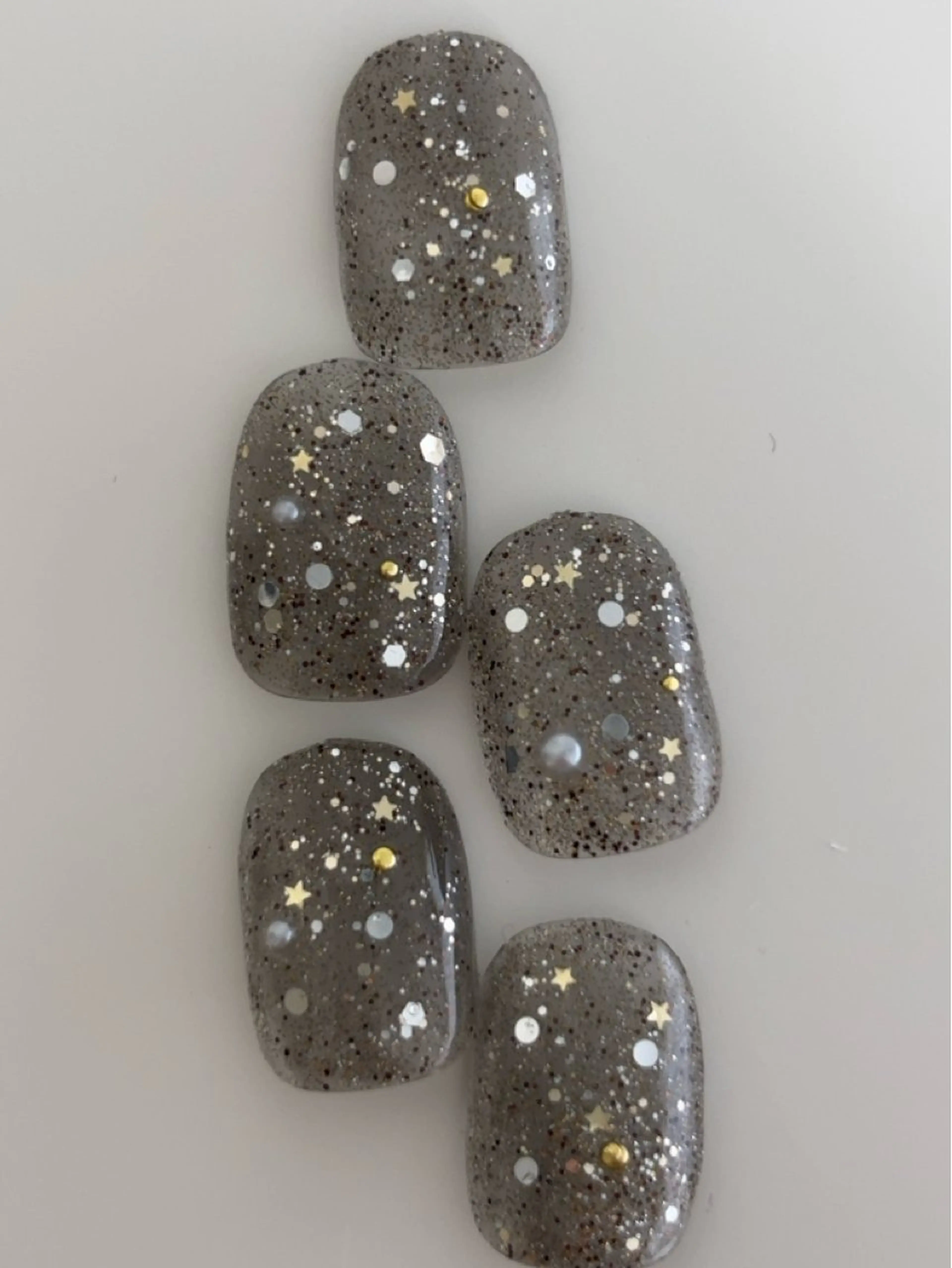 ネイル ハンドネイル une／YUKINA 🫧大人nuanceのネイルデザイン