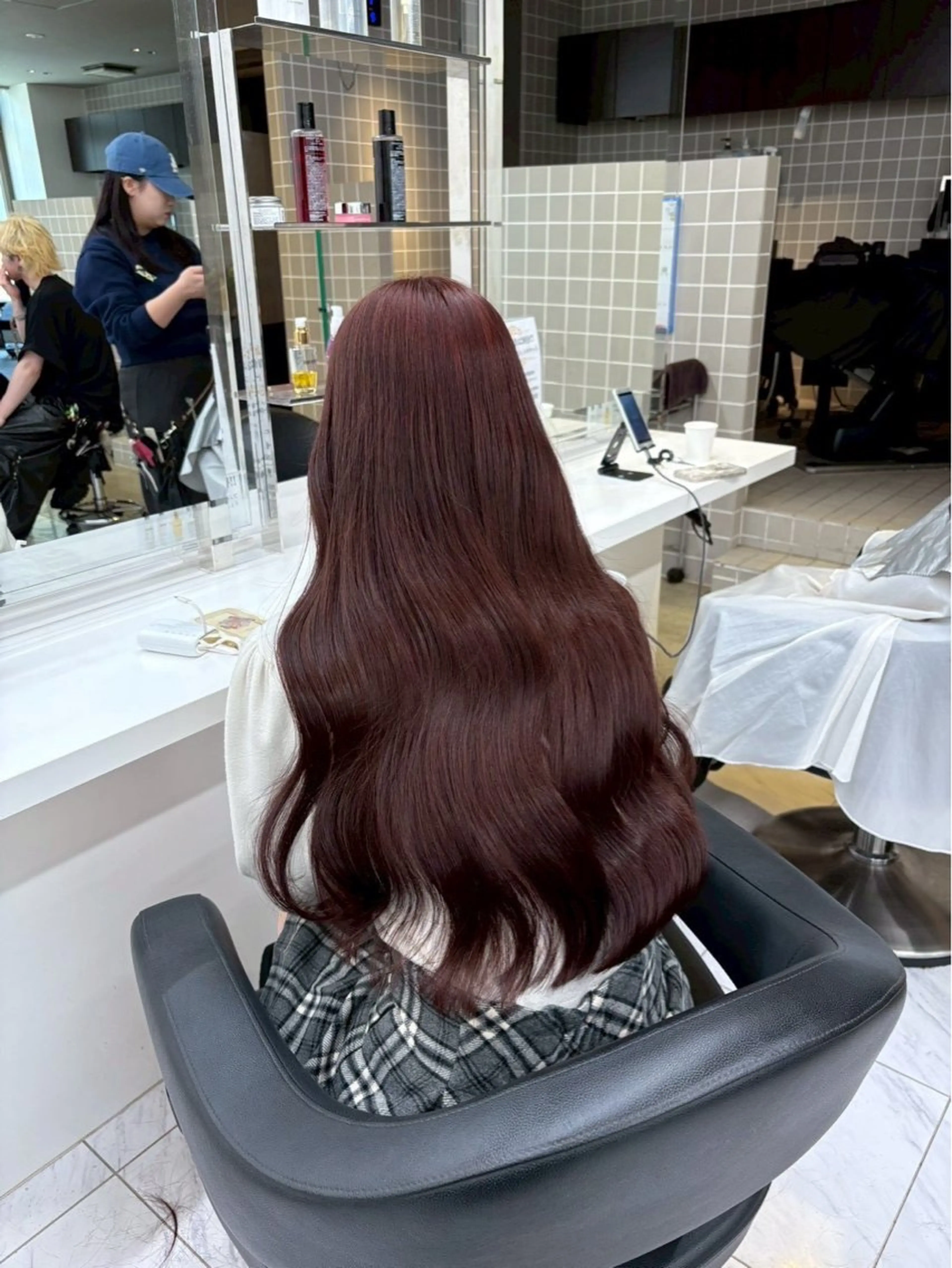 セミロング カラー 艶モテカラー✨/ブラ ウン🤎／赤み消しのヘアスタイル