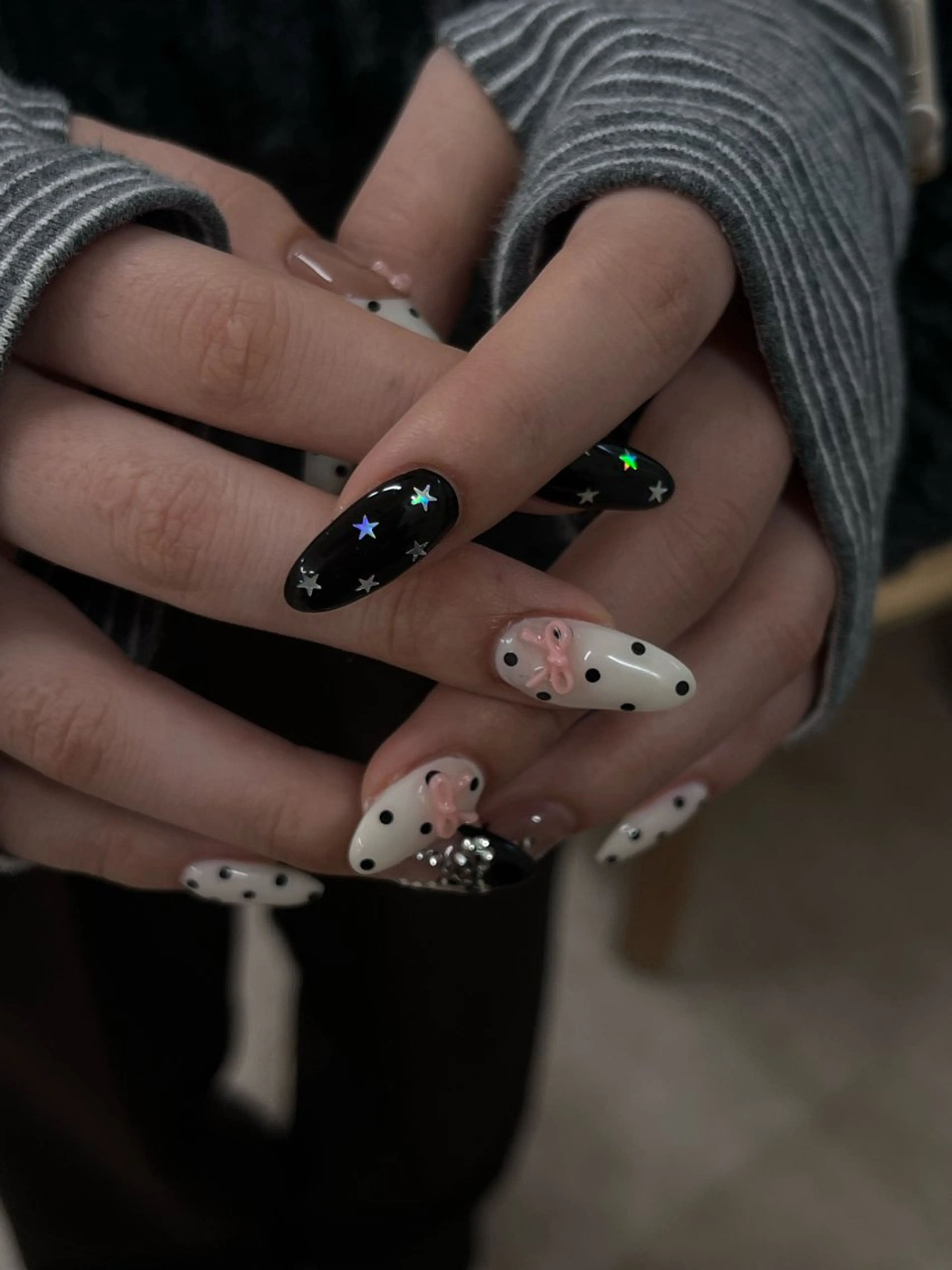 【オフ有り】長さだし10本込み❗️ハンド🖐🏻デザインお持ち込みやり放題コース🖤の写真