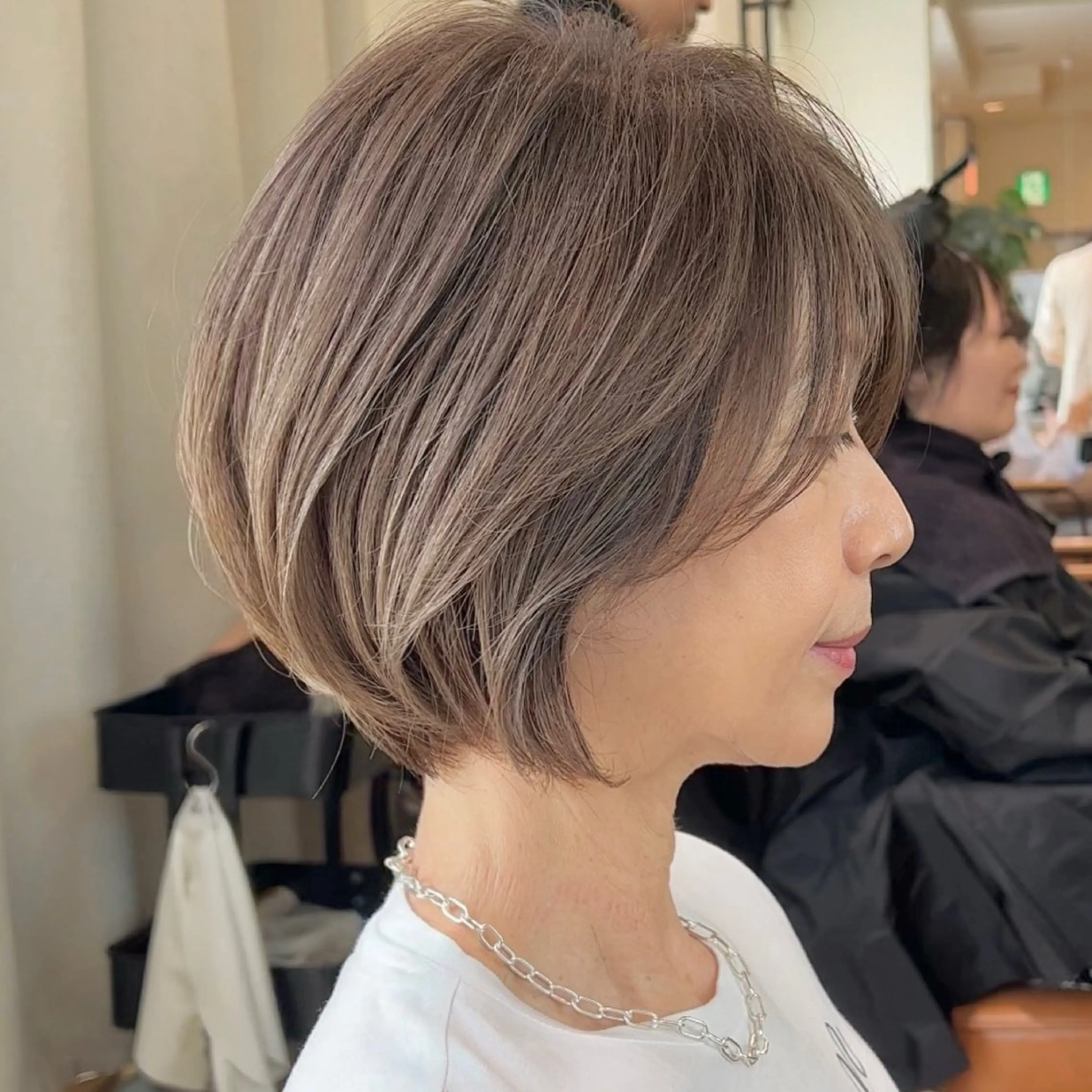 ショート カラー 白髪ぼかし特化 三澤はるかのヘアスタイル