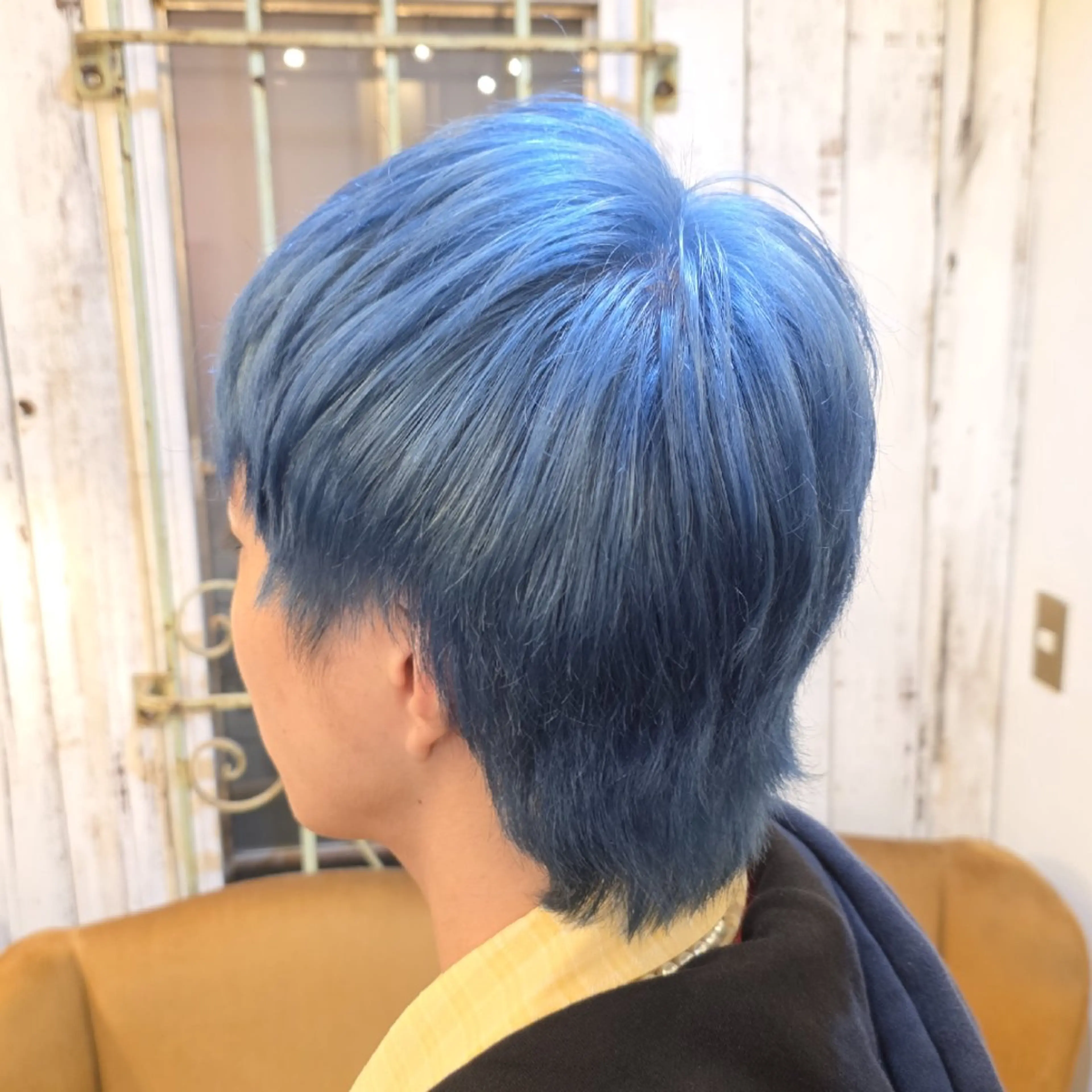 ショート カラー メンズ メンズブリーチ メンズハイトーン メンズパーマ アクアカラー ブリーチ ヘアカラー RYU/毛流れパーマ /前髪立ち上げ⚡️のヘアスタイル