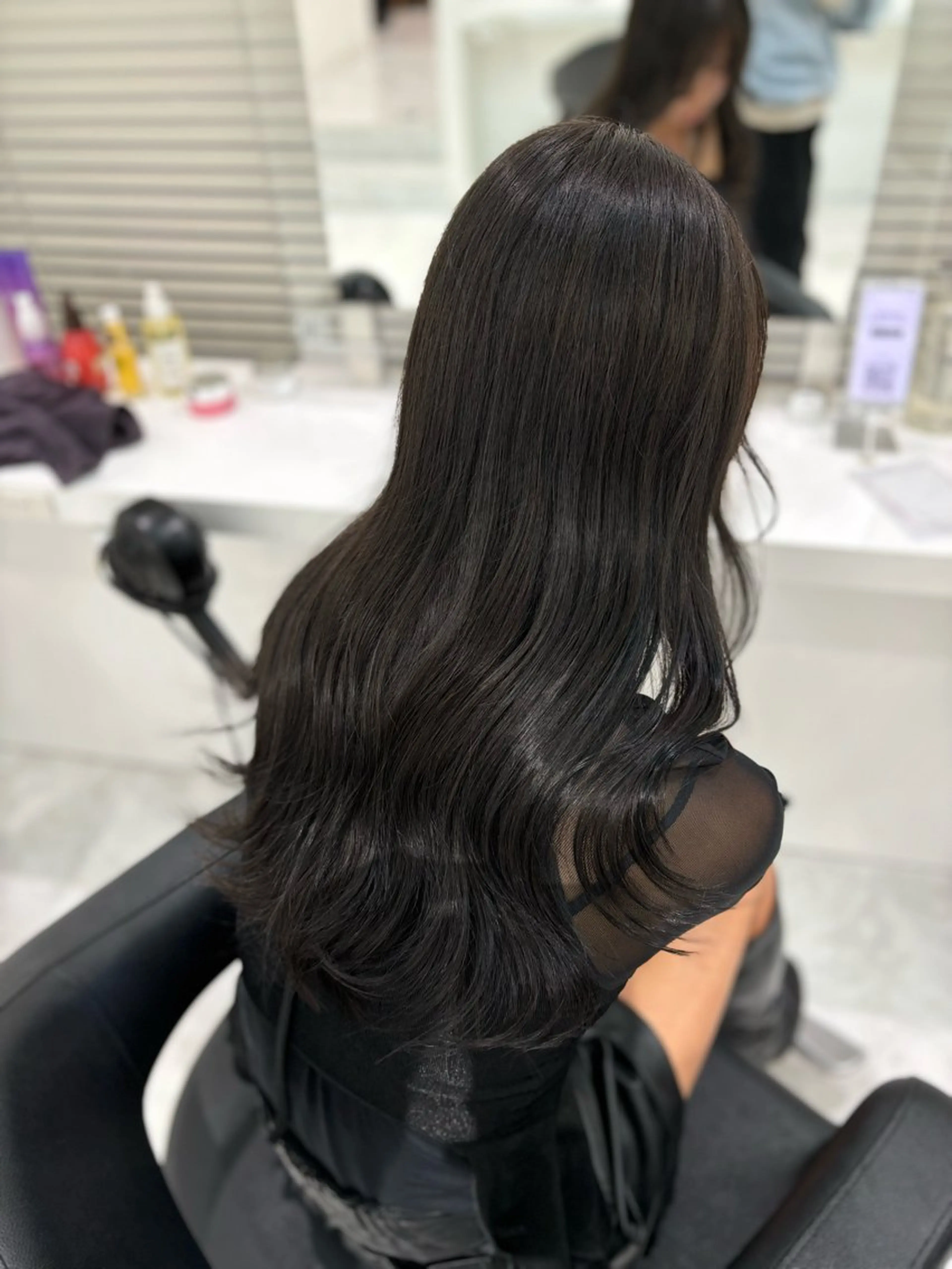 ロング カラー ヘアカラー トリートメント ヘッドスパ ヘアセット 流行りの透明感カラー ×縮毛矯正🤍ユウのヘアスタイル