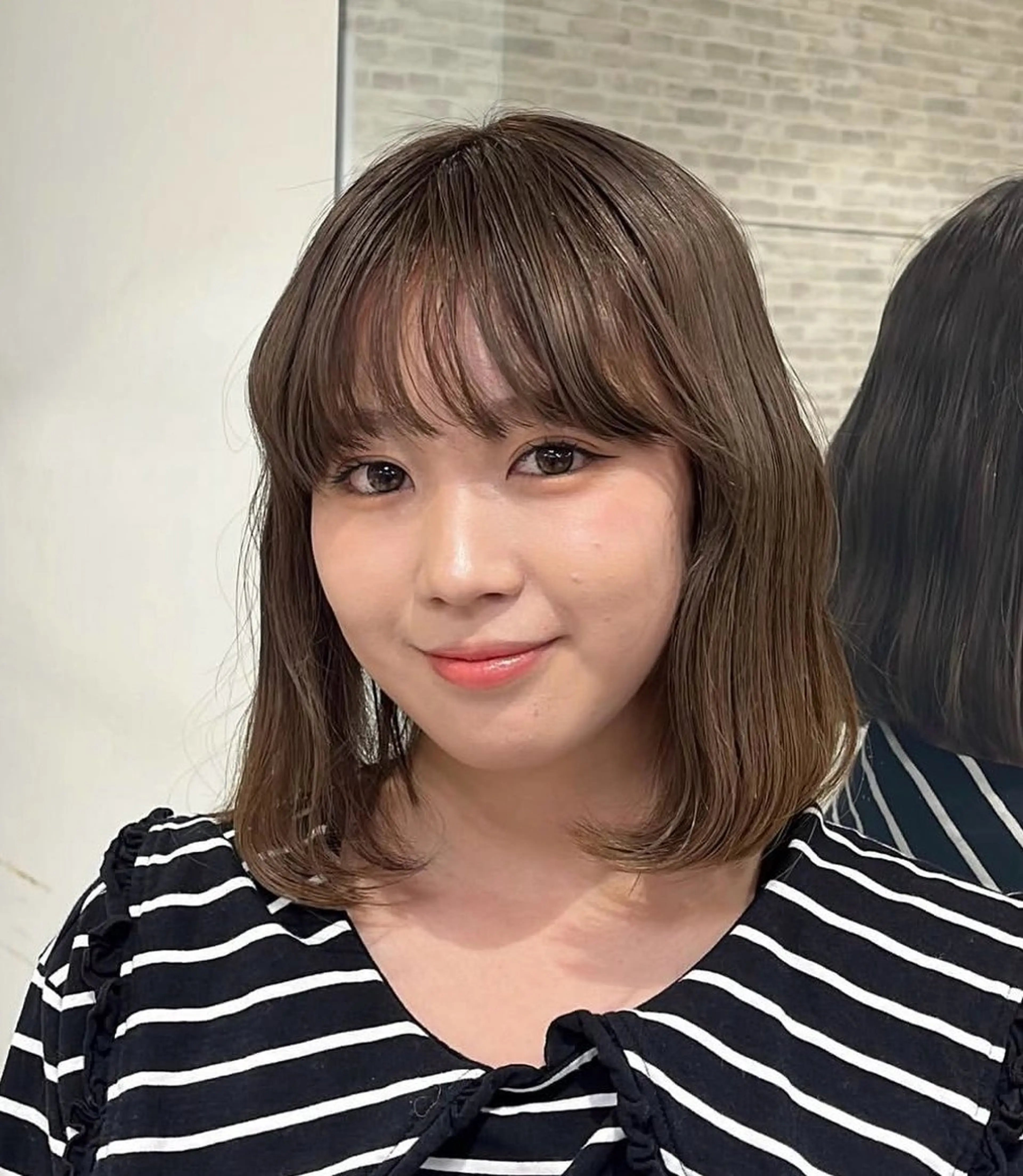 ミディアム カラー ブリーチ 抜きっぱなしブロンド ブロンド デザインカラー ダブルカラー カット ヘッドスパ 【カラー支持率No. 1】リノ🪐のヘアスタイル