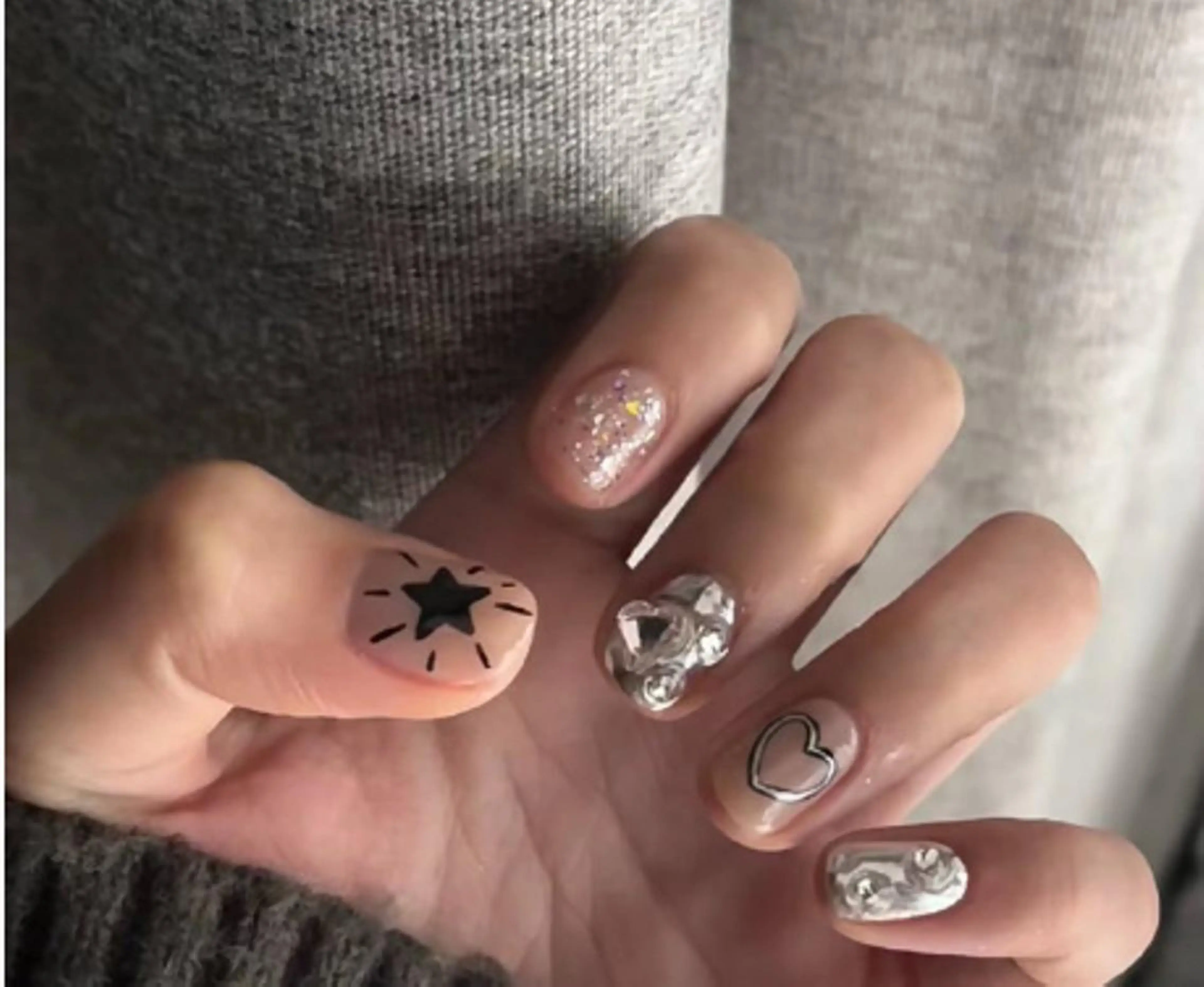 ネイル 川崎 優のネイルデザイン