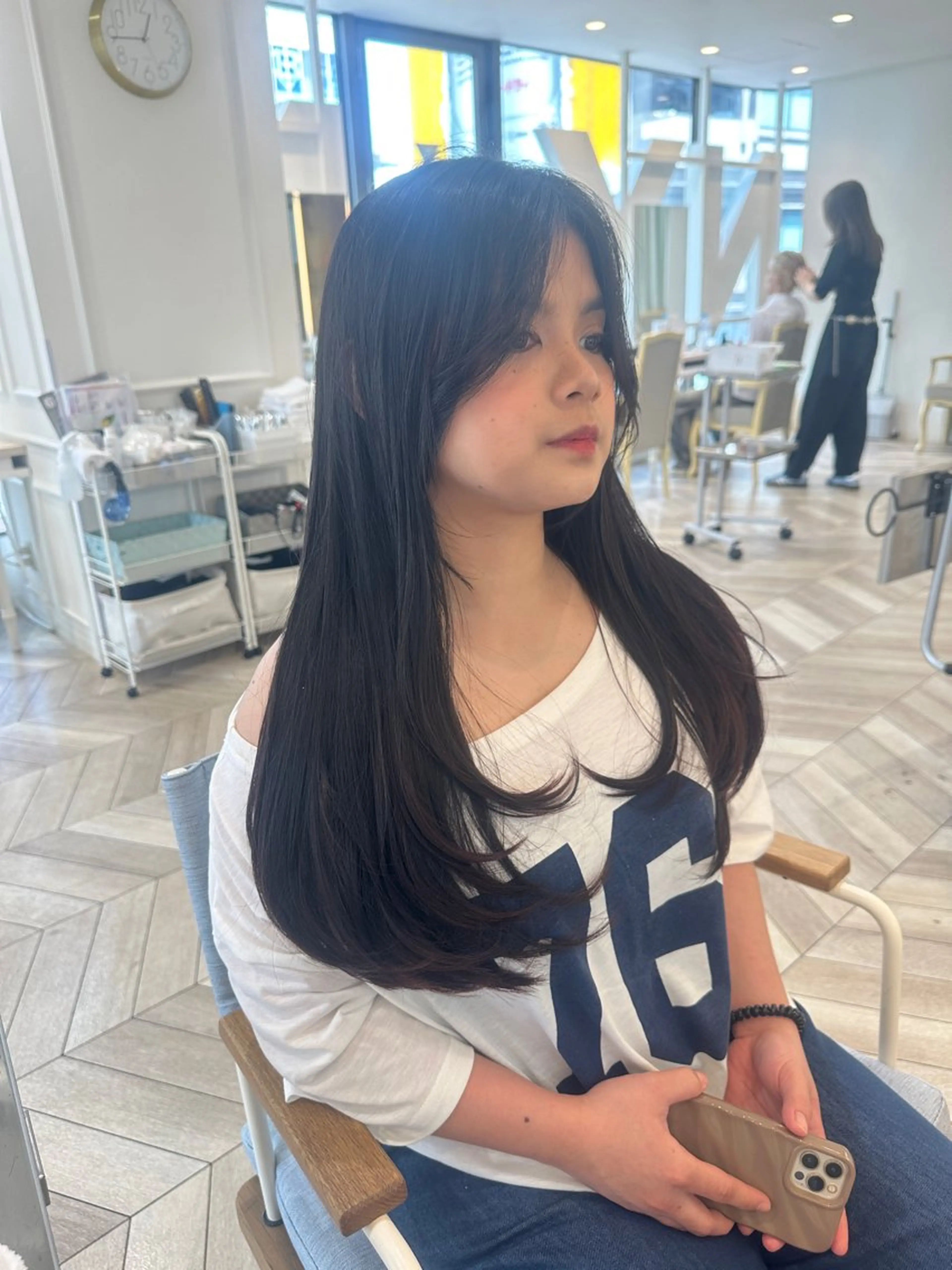 ロング ロングレイヤー レイヤーカット ロング カット トリートメント 小顔レイヤー/ ベージュ🤍Rieのヘアスタイル