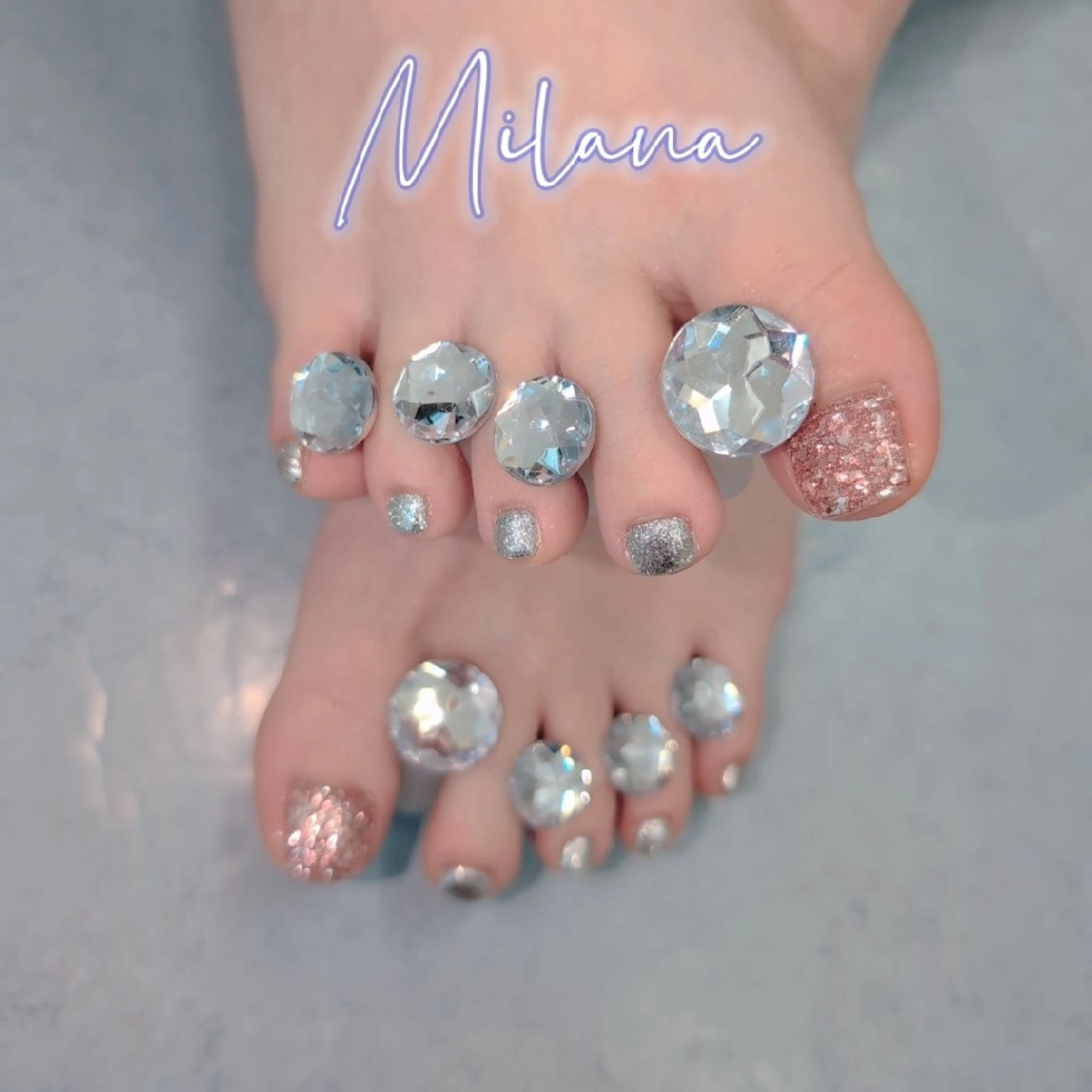 ネイル フットネイル ワンカラーネイル フットネイル Milana 川瀬のネイルデザイン