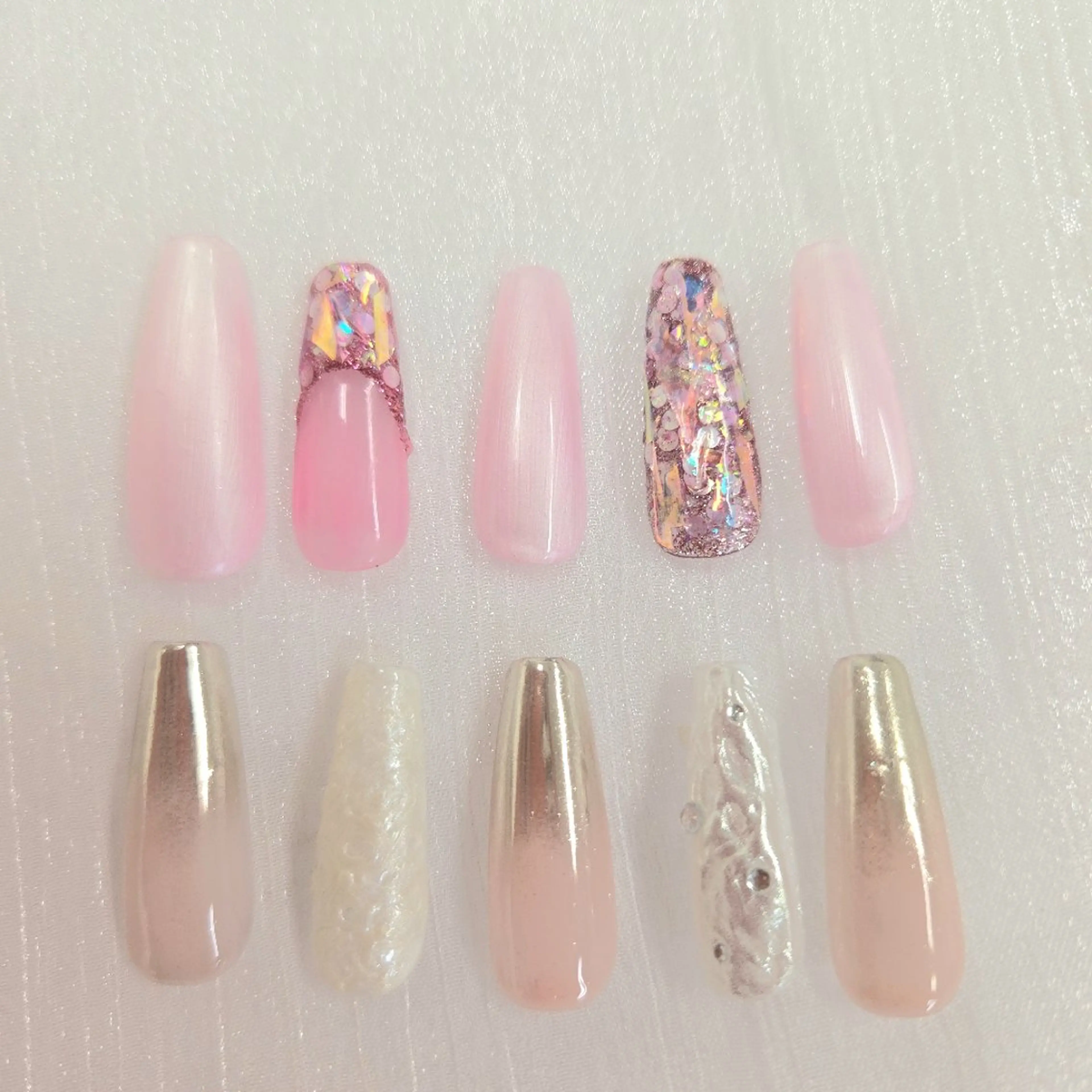 ネイル 春ネイル ハンドネイル スカルプ指名No.1 河野　雑誌掲載サロンのネイルデザイン