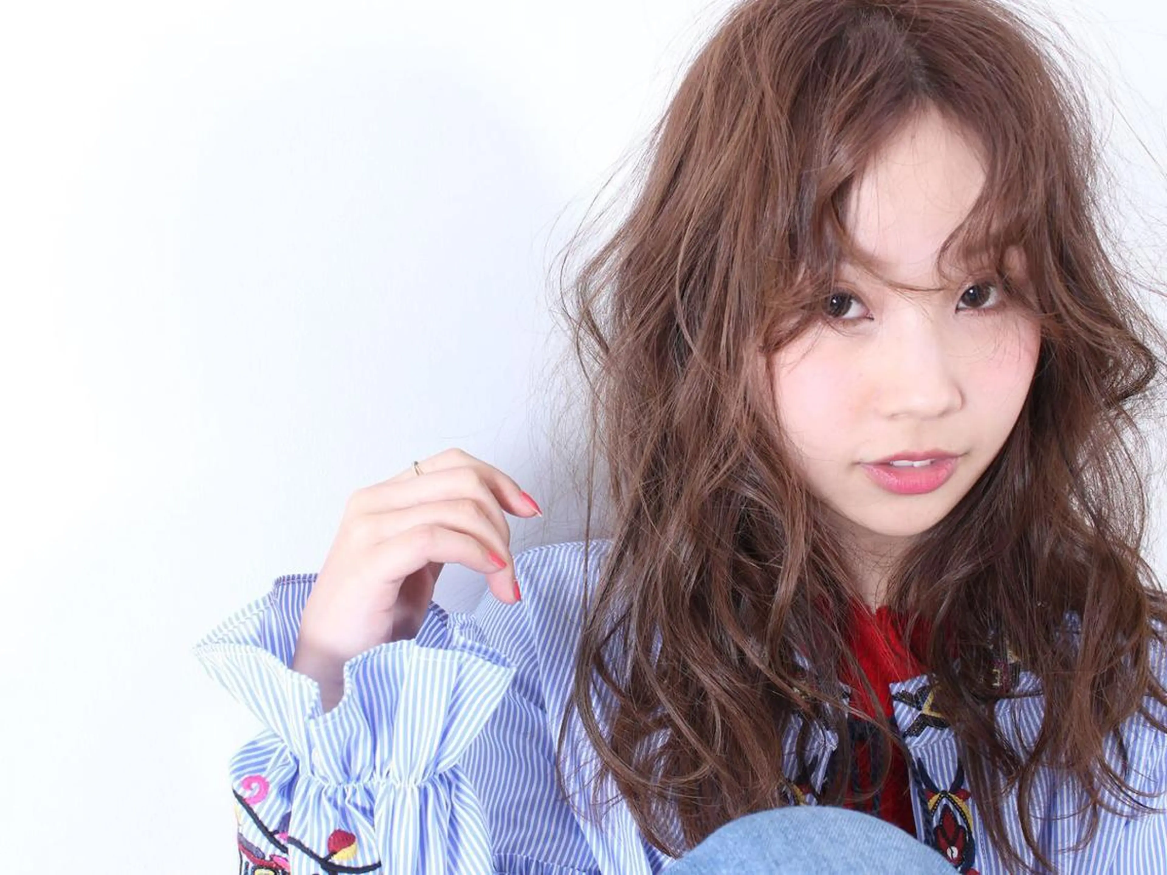 ロング パーマ カット パーマ 具志 真理子のヘアスタイル