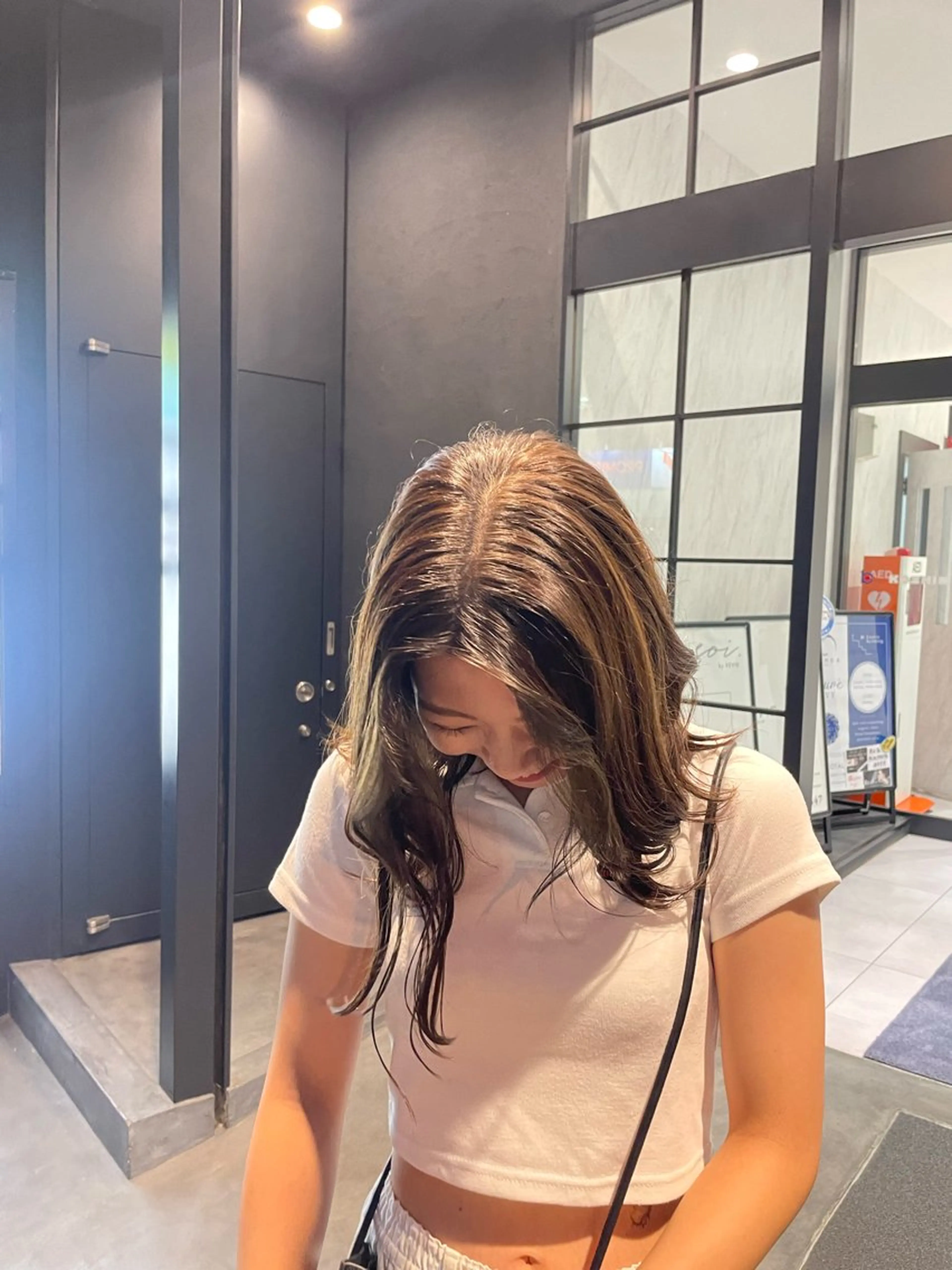 ミディアム Neale. ナナカのヘアスタイル