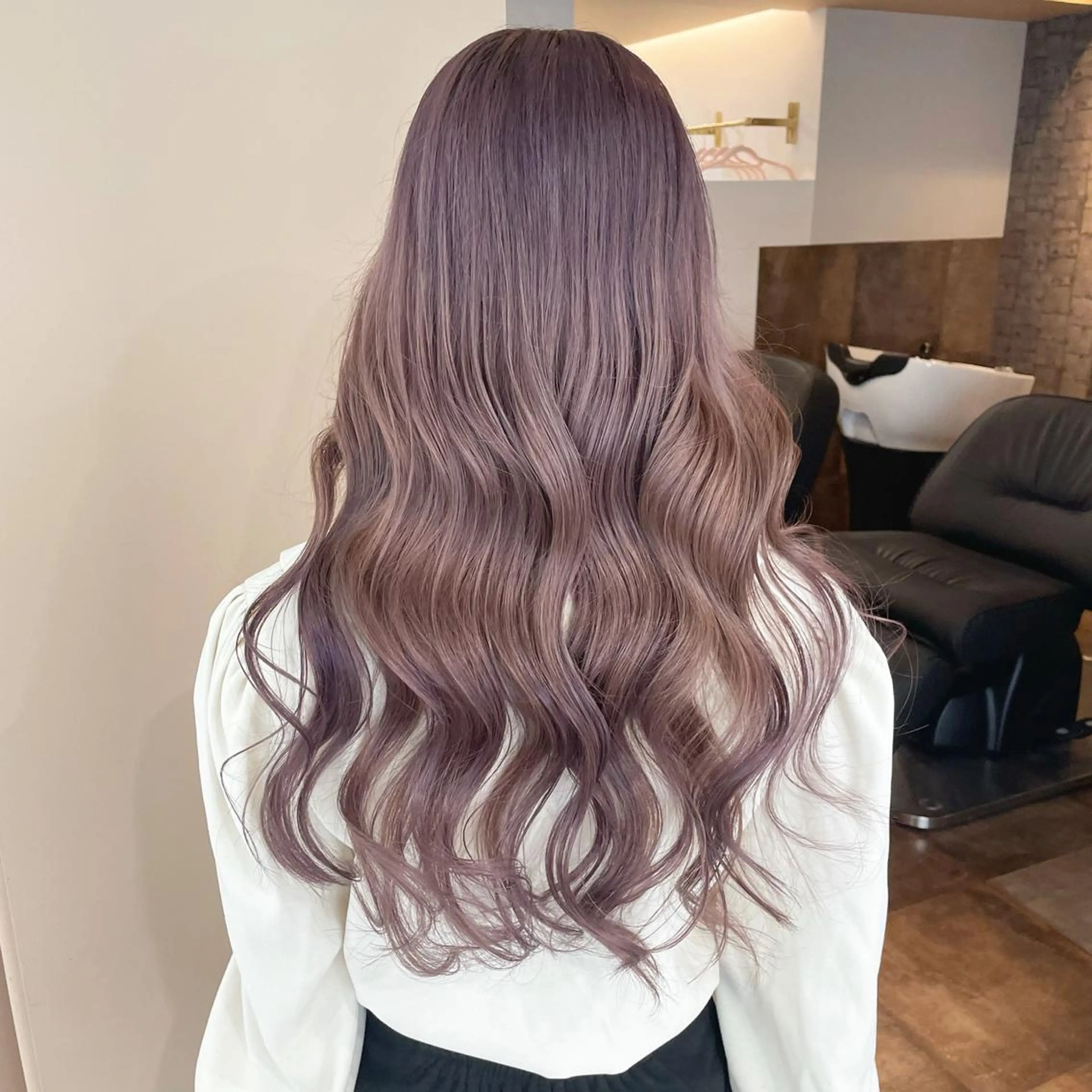 ロング rina／ベージュ ワンホン/韓国ヘアのヘアスタイル