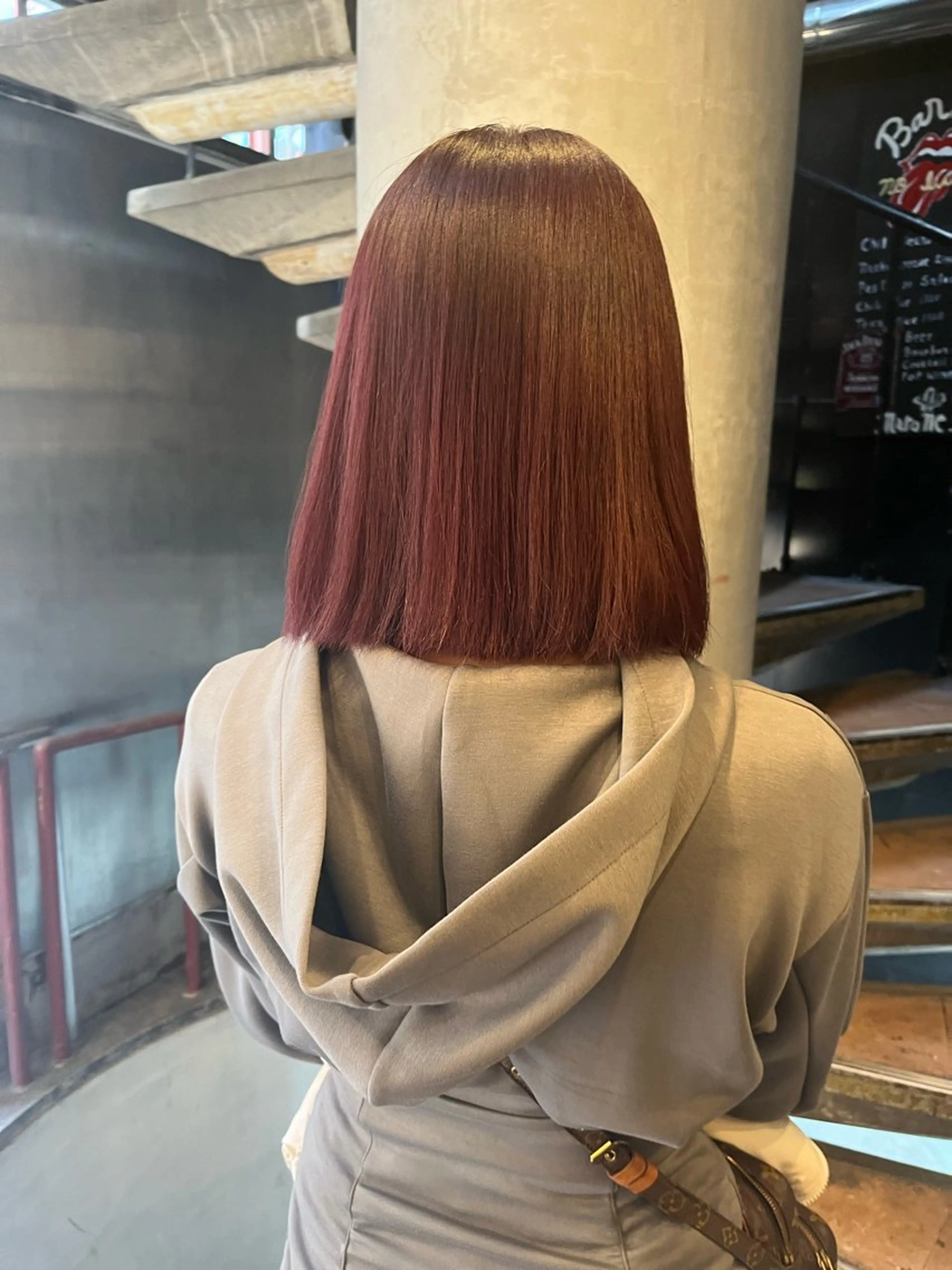 ミディアム 濱川響太レディース カットモデルのヘアスタイル