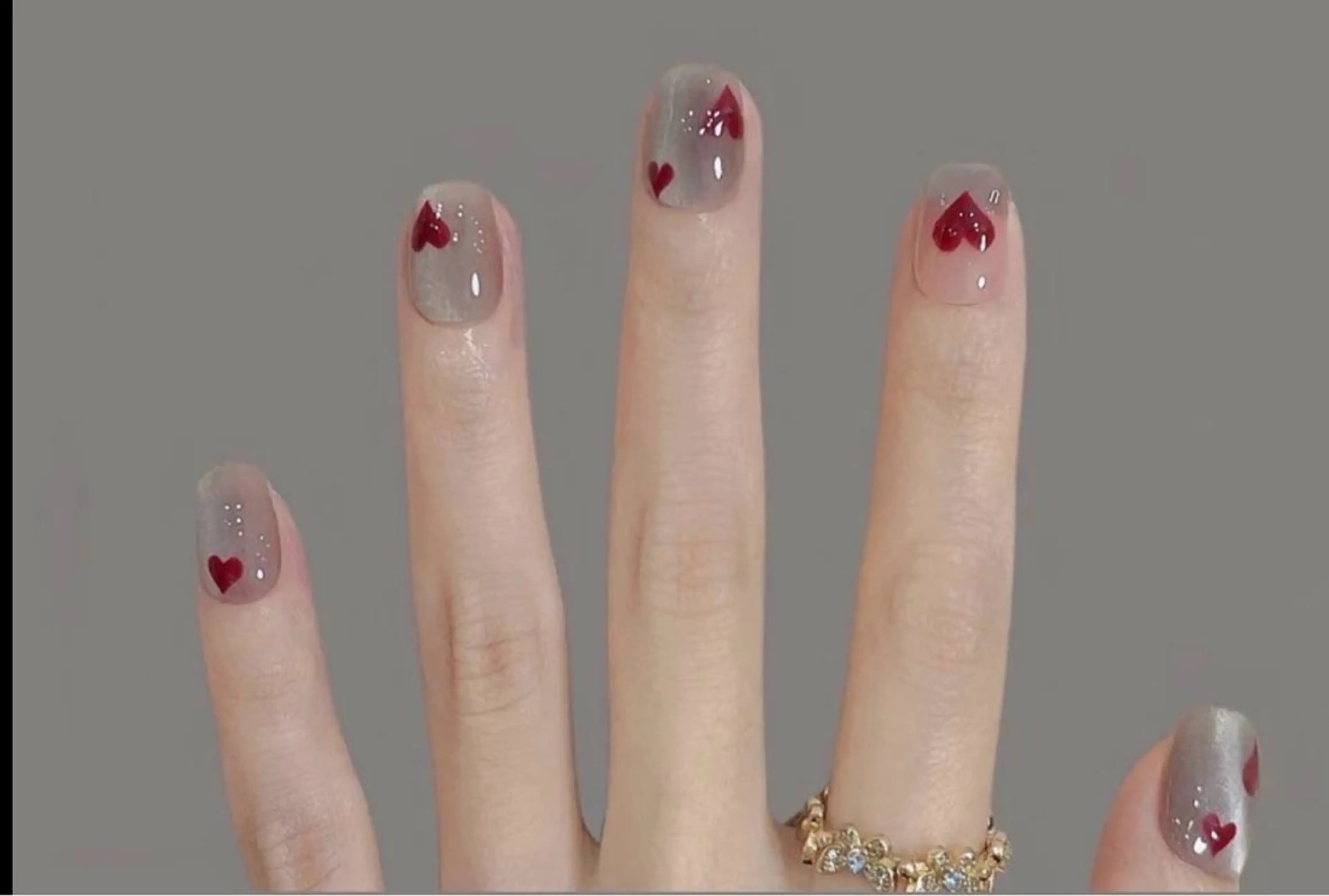 ネイル チークネイル 長さ出し フラワーネイル フレンチネイル ガーリー SunNail池袋駅 ワンホンネイルのネイルデザイン