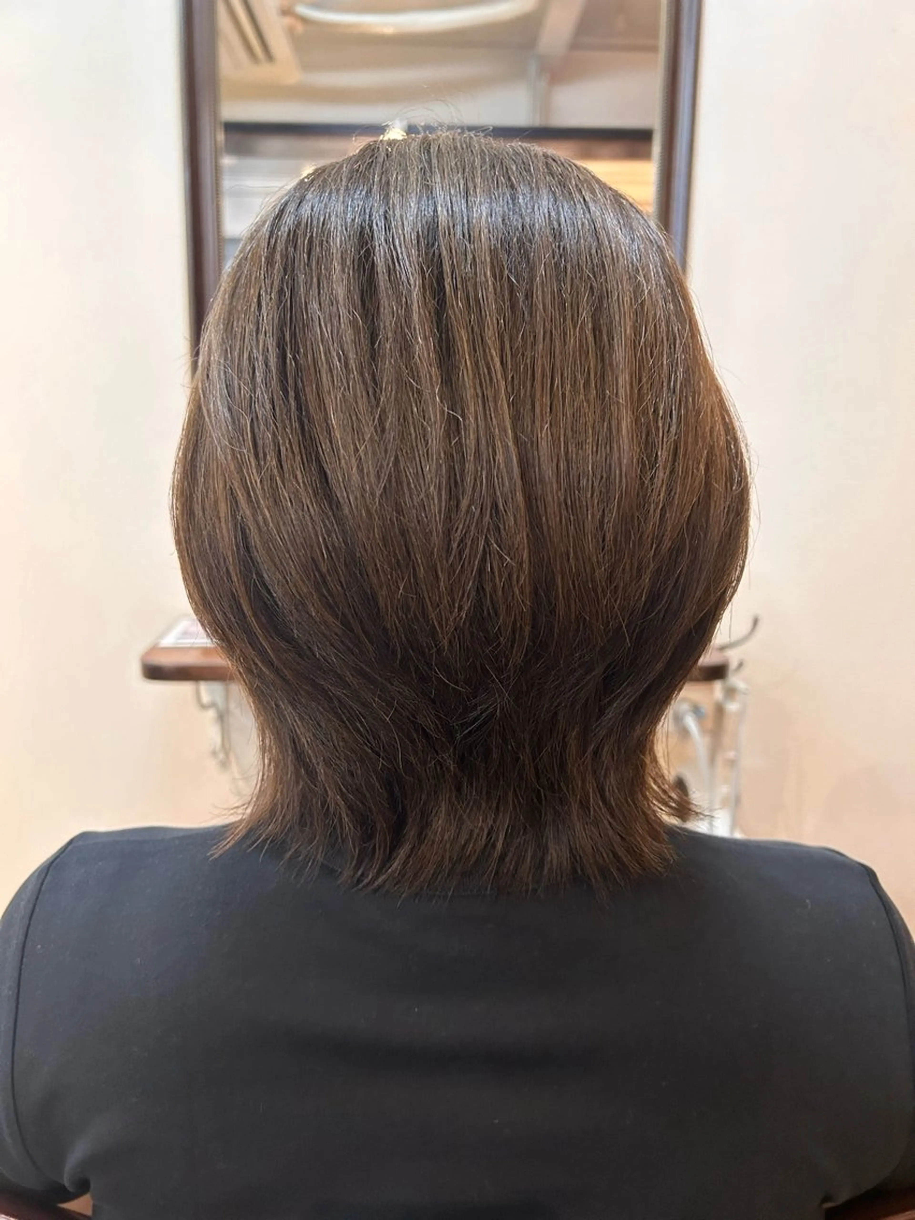 ミディアム カラー canonart上田 里恵のヘアスタイル