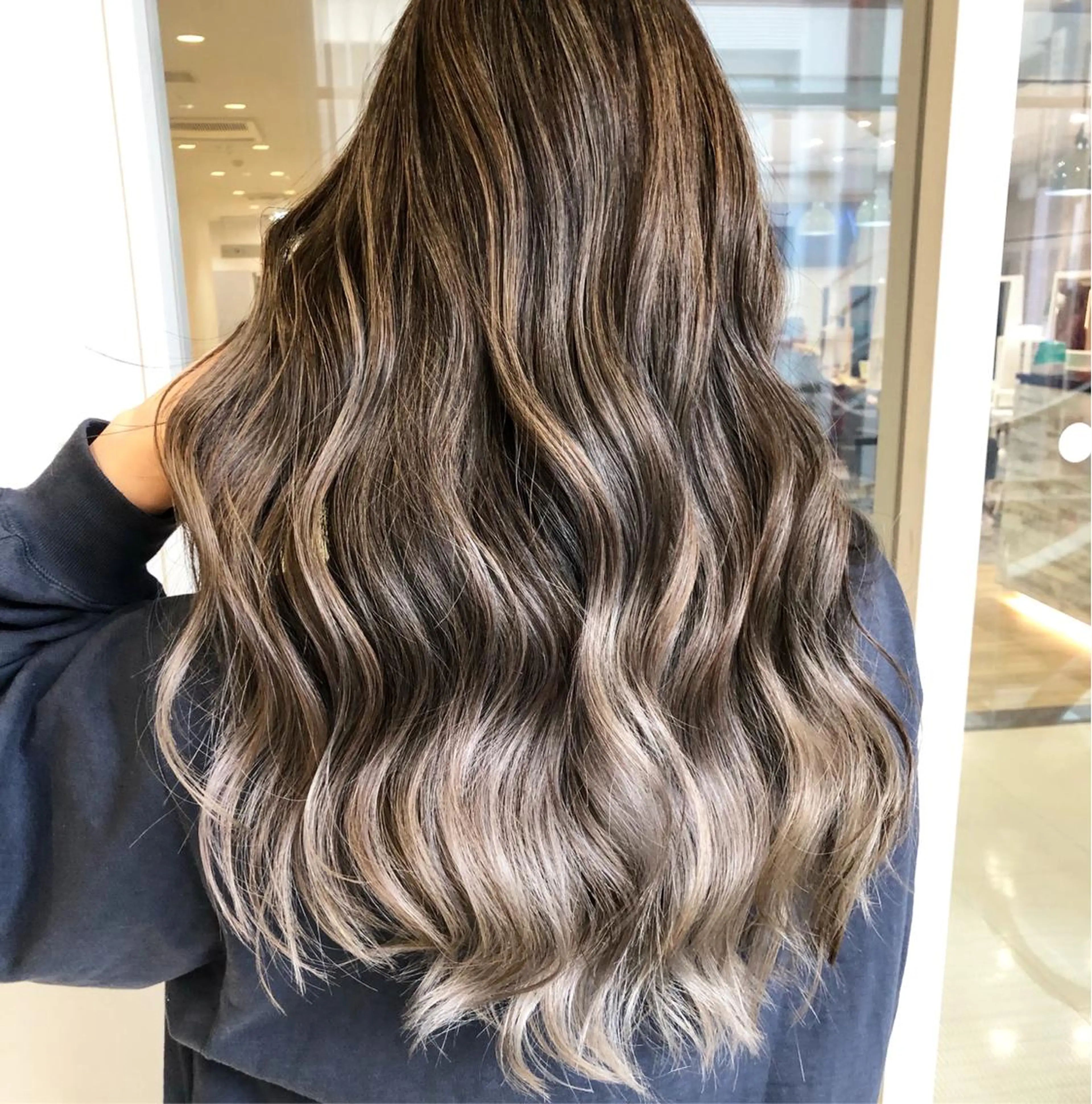 ロング タナカ タクヤのヘアスタイル