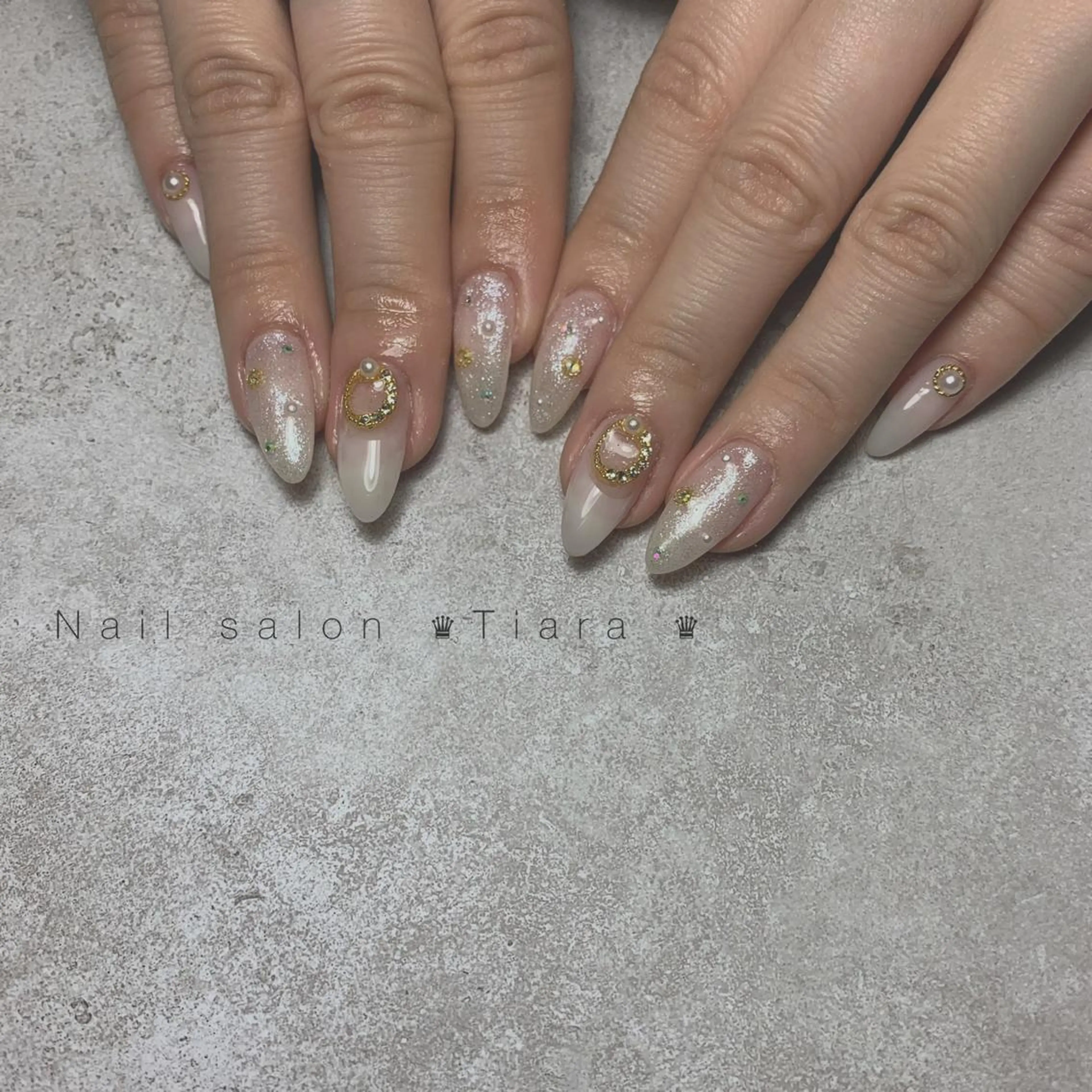 ネイル ハンドネイル Tiara♛ティアラ 山口くるみのネイルデザイン