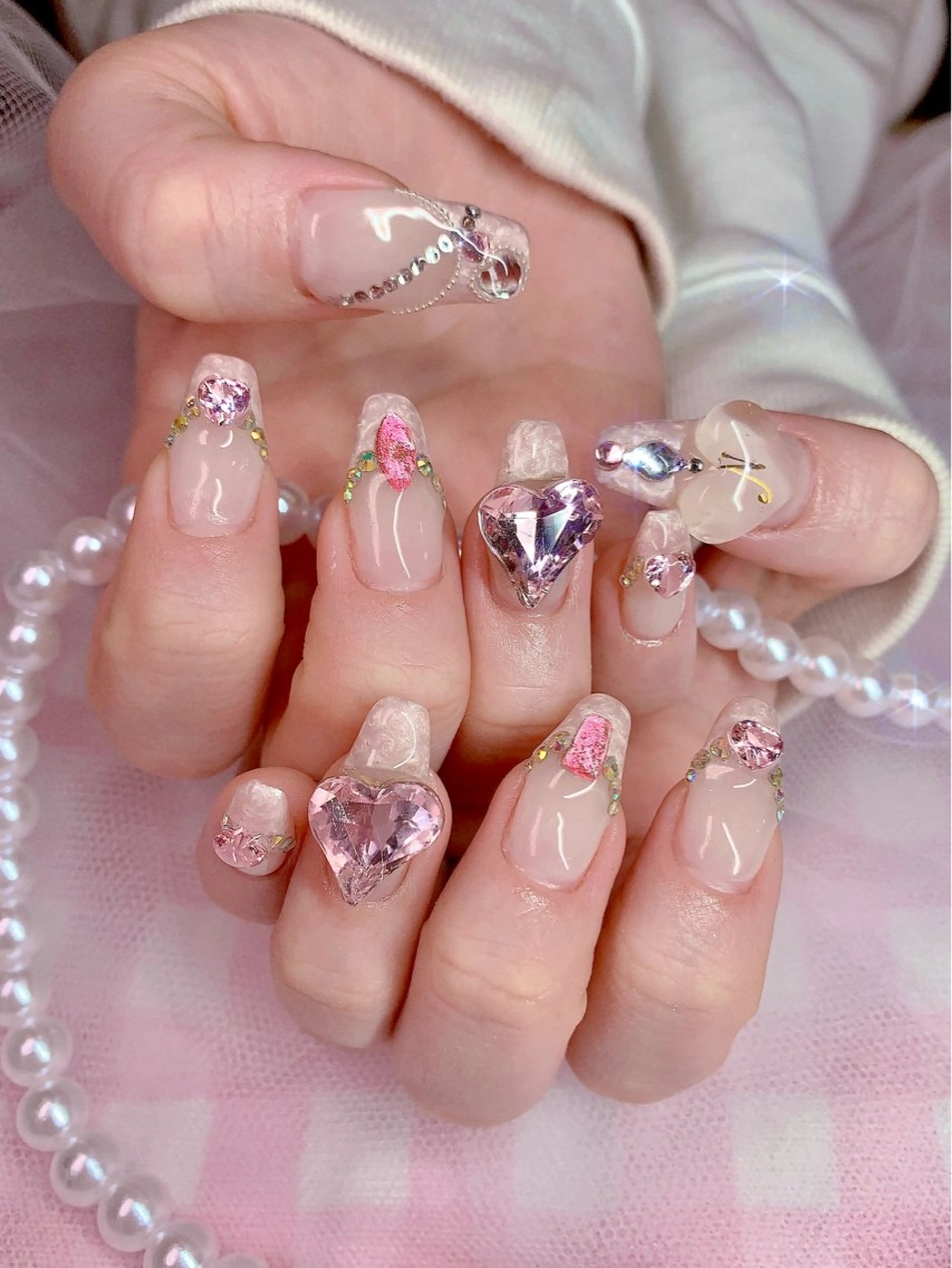 ネイル アートネイル キラキラネイル 持ち込み ピンク ぷっくりネイル 3Dアートネイル💗 都築レナのネイルデザイン