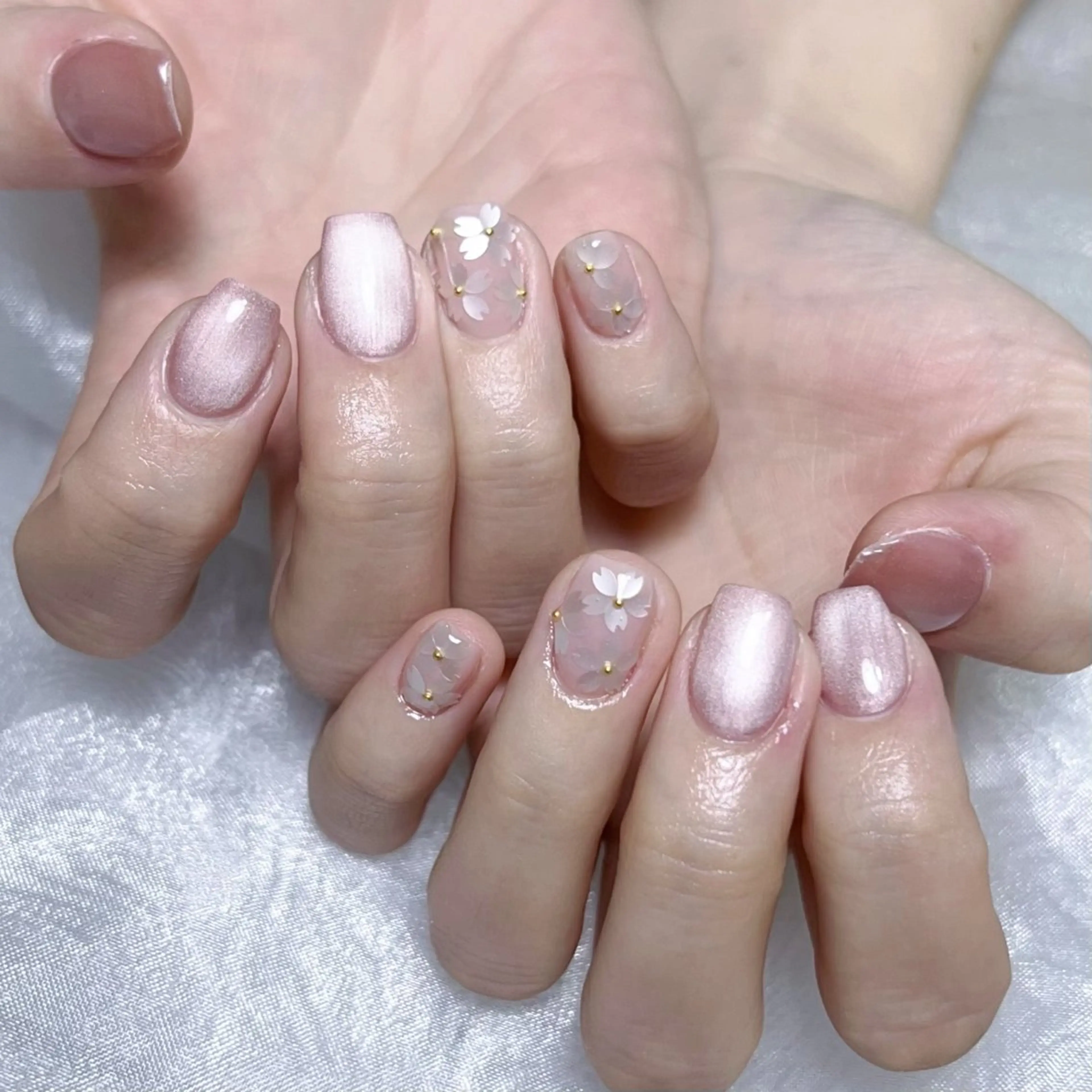 メンズ ネイル メンズ韓国風 アートネイル オーロラネイル ガーリー キラキラネイル Nail salon 木にいるのネイルデザイン