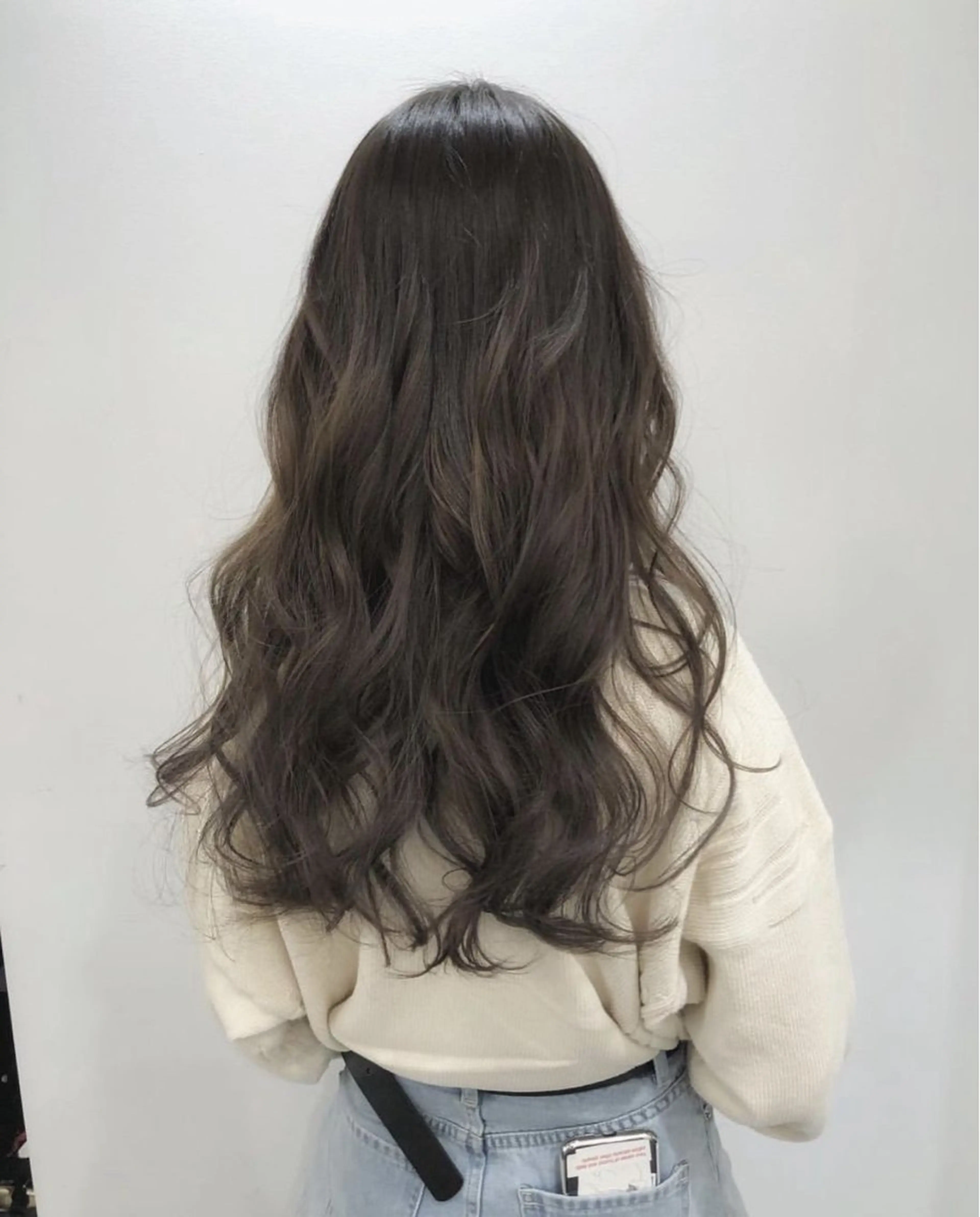 ロング パーマ カット パーマ コテ巻き風パーマ🫧 韓国パーマ反町海大のヘアスタイル