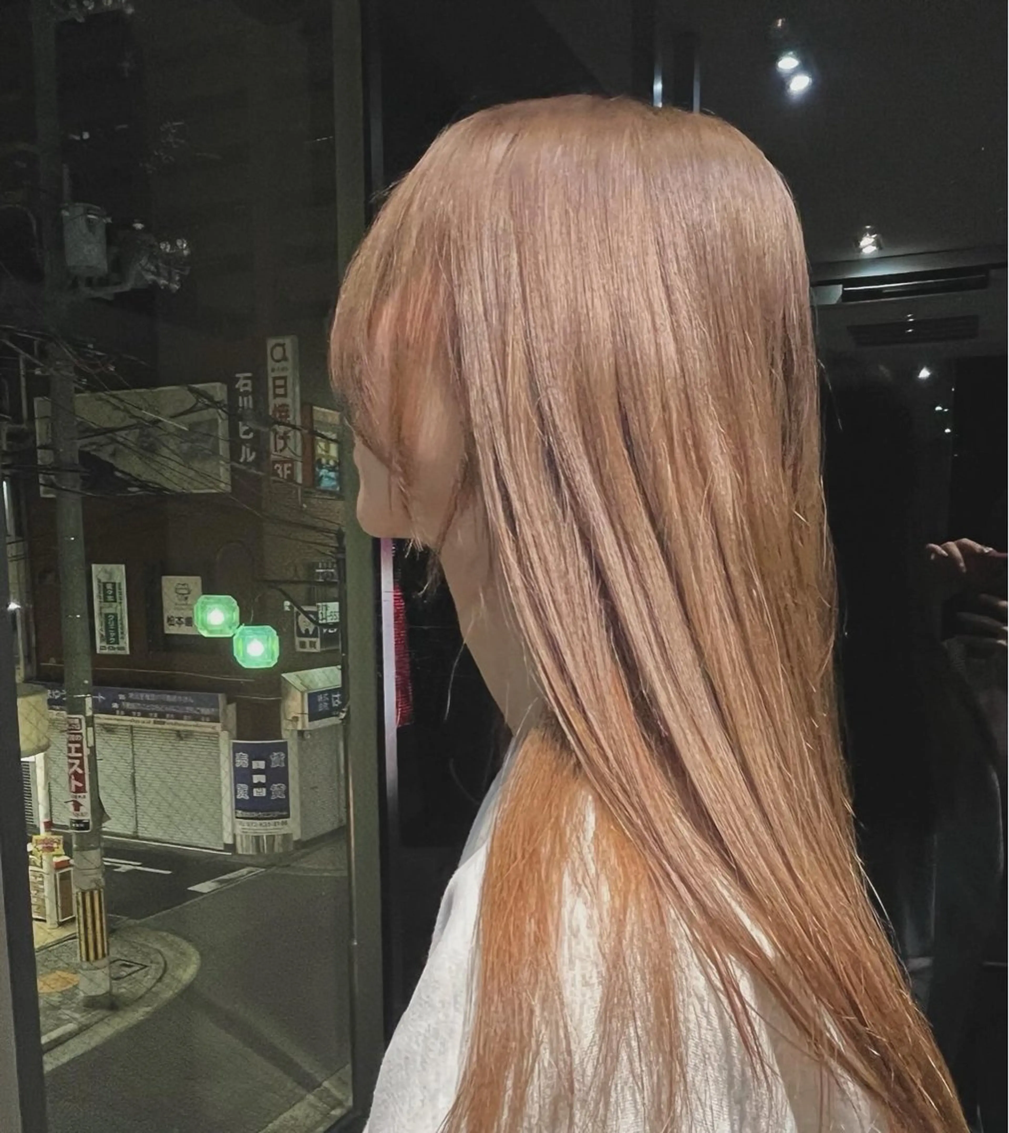 ロング カラー ベージュカラー ダブルカラー CLOVE所属・下石怜子/レイヤー/ 透明感カラーのヘアスタイル