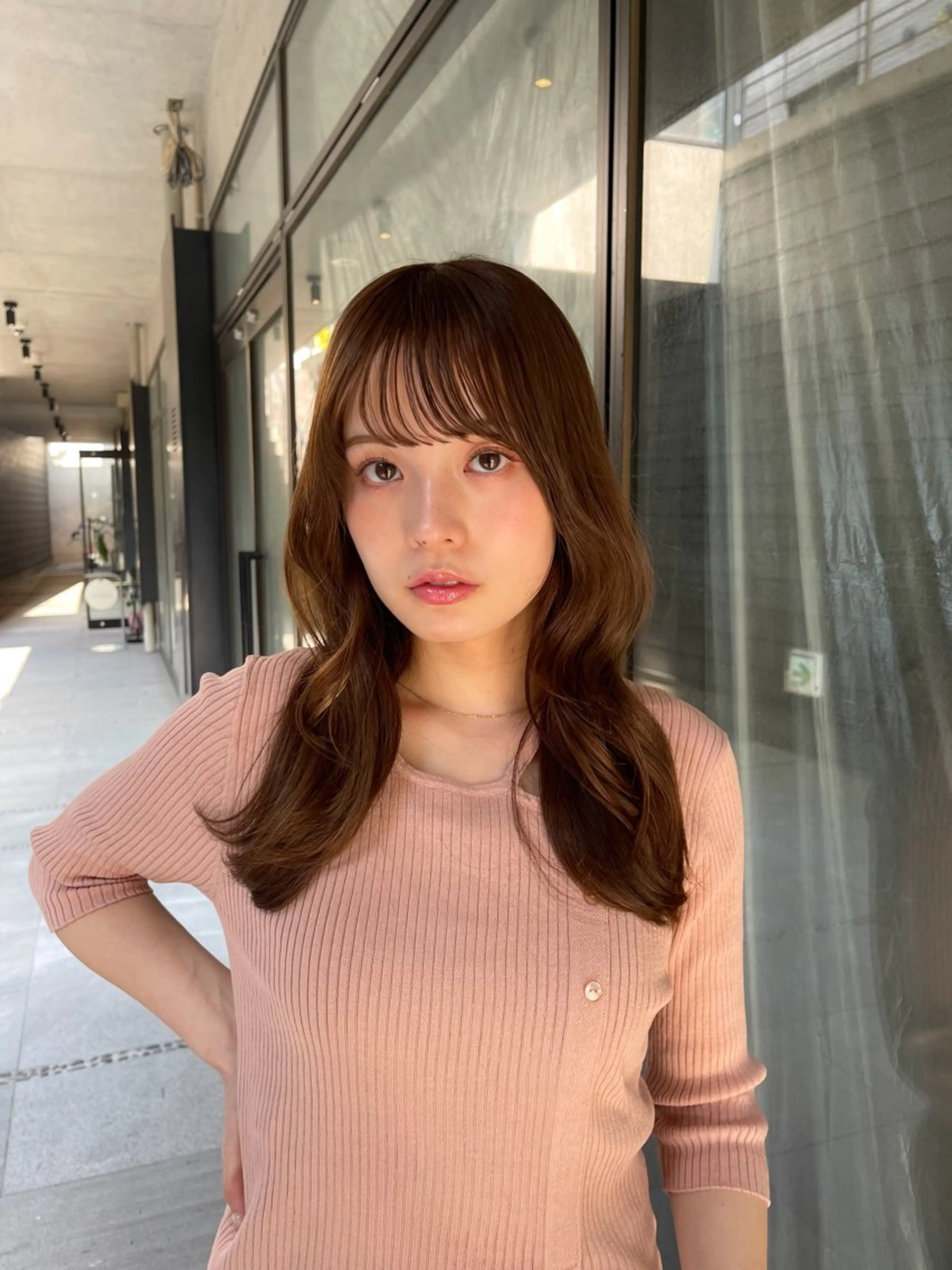 ロング カラー 愛莉/ラベンダー/ ベージュ/ブラウンのヘアスタイル