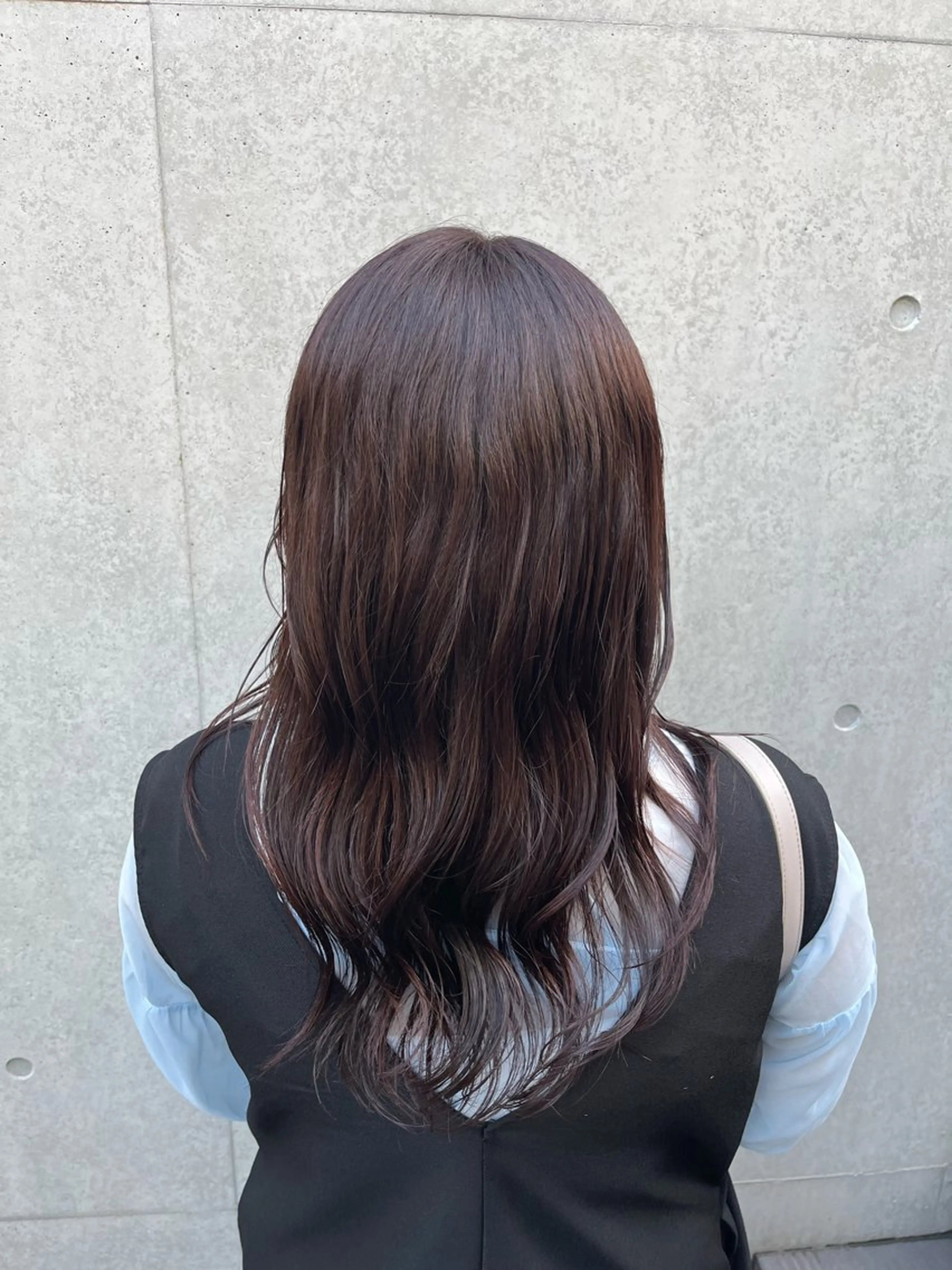 ロング カラー ブラウンカラー ラベンダーカラー 菅野 紗弥のヘアスタイル