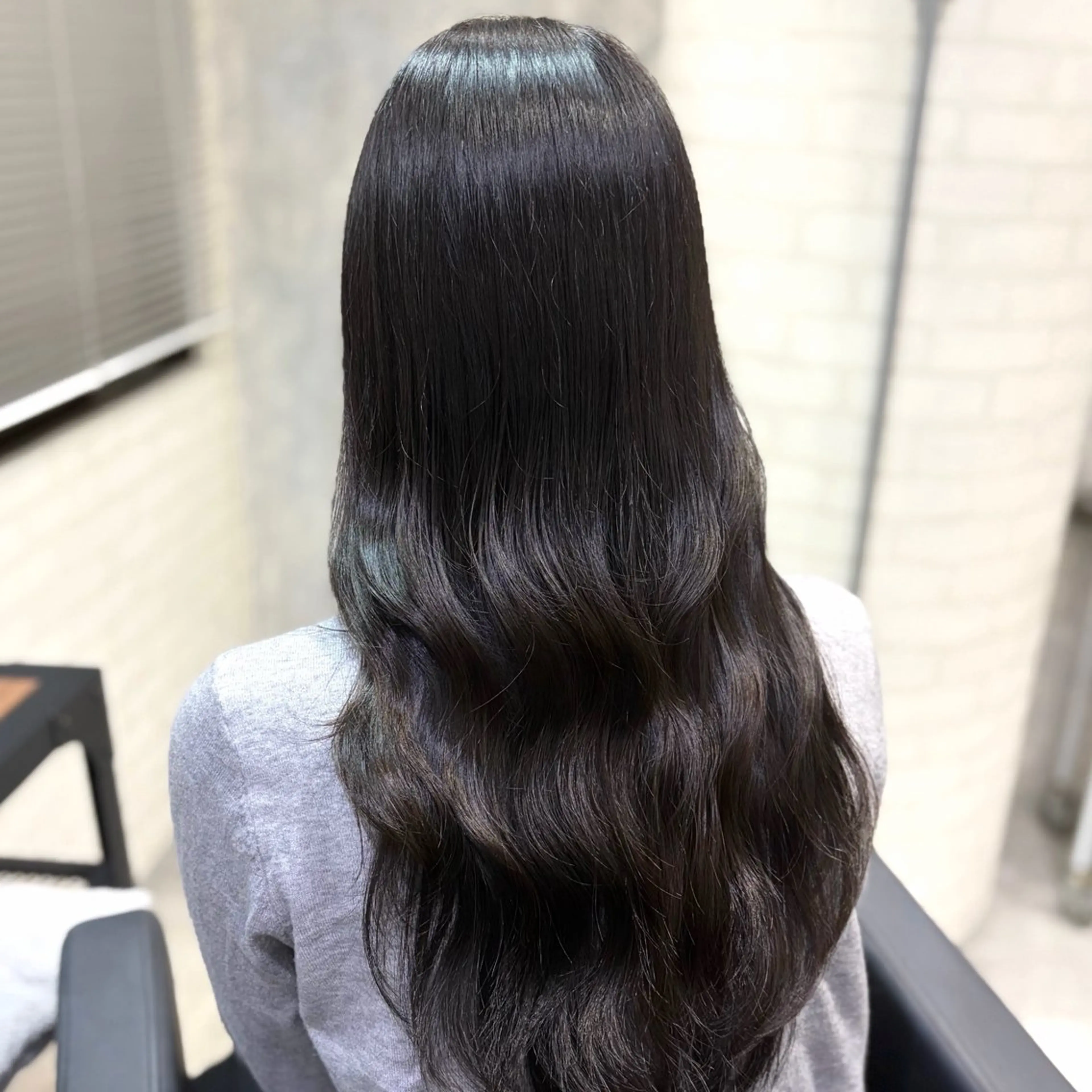ロング カラー 透明感カラー カット ヘアカラー トリートメント shiori/透明感 /顔周り/髪質改善のヘアスタイル