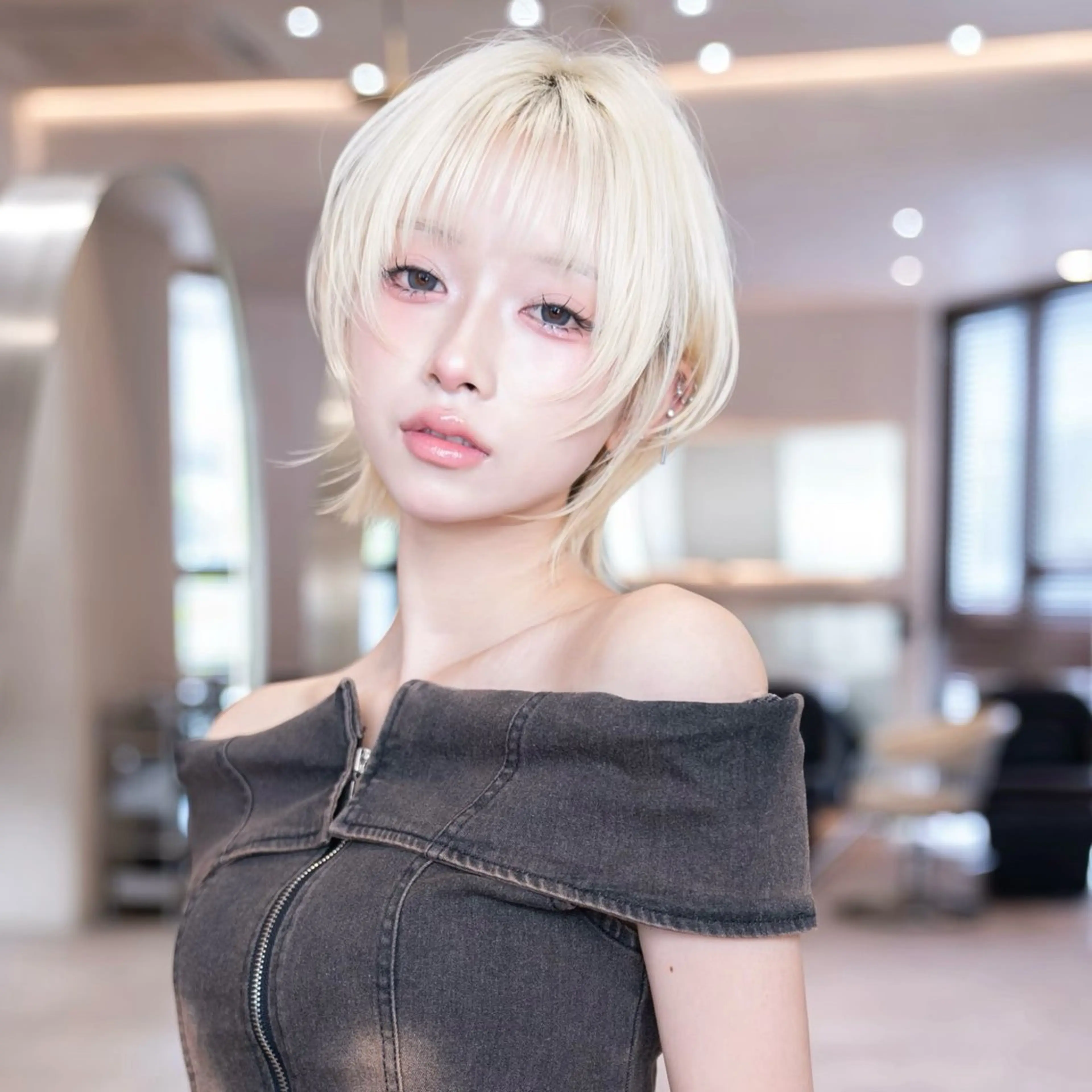 ショート ボブレイヤー ボブ 顔まわりレイヤー 顔周りカット ハッシュカット カット ヘアカラー トリートメント 原宿/韓国/髪質改善 /レイヤー/ボブのヘアスタイル