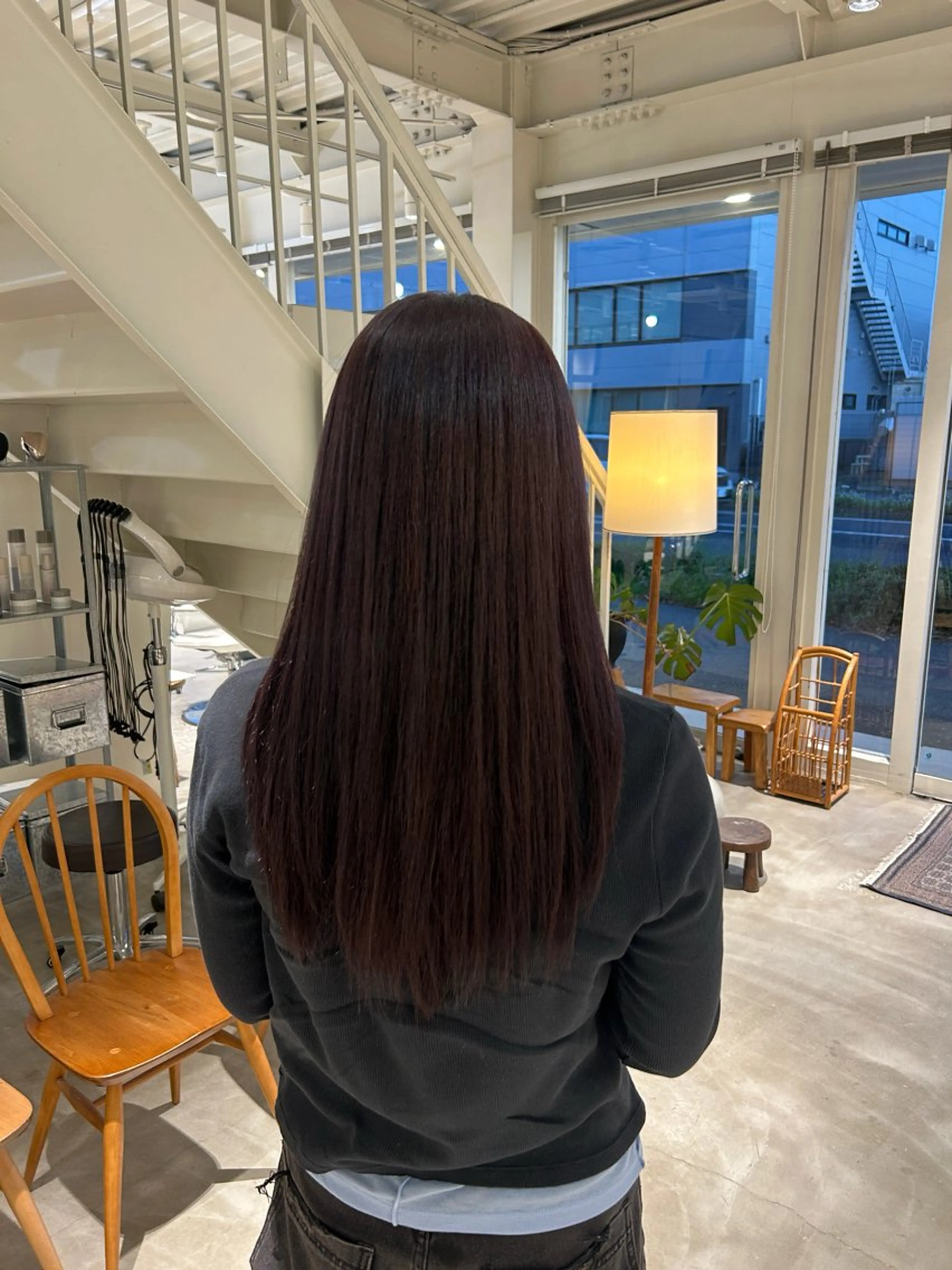 ロング ヘアカラー 篠原 若奈のヘアスタイル