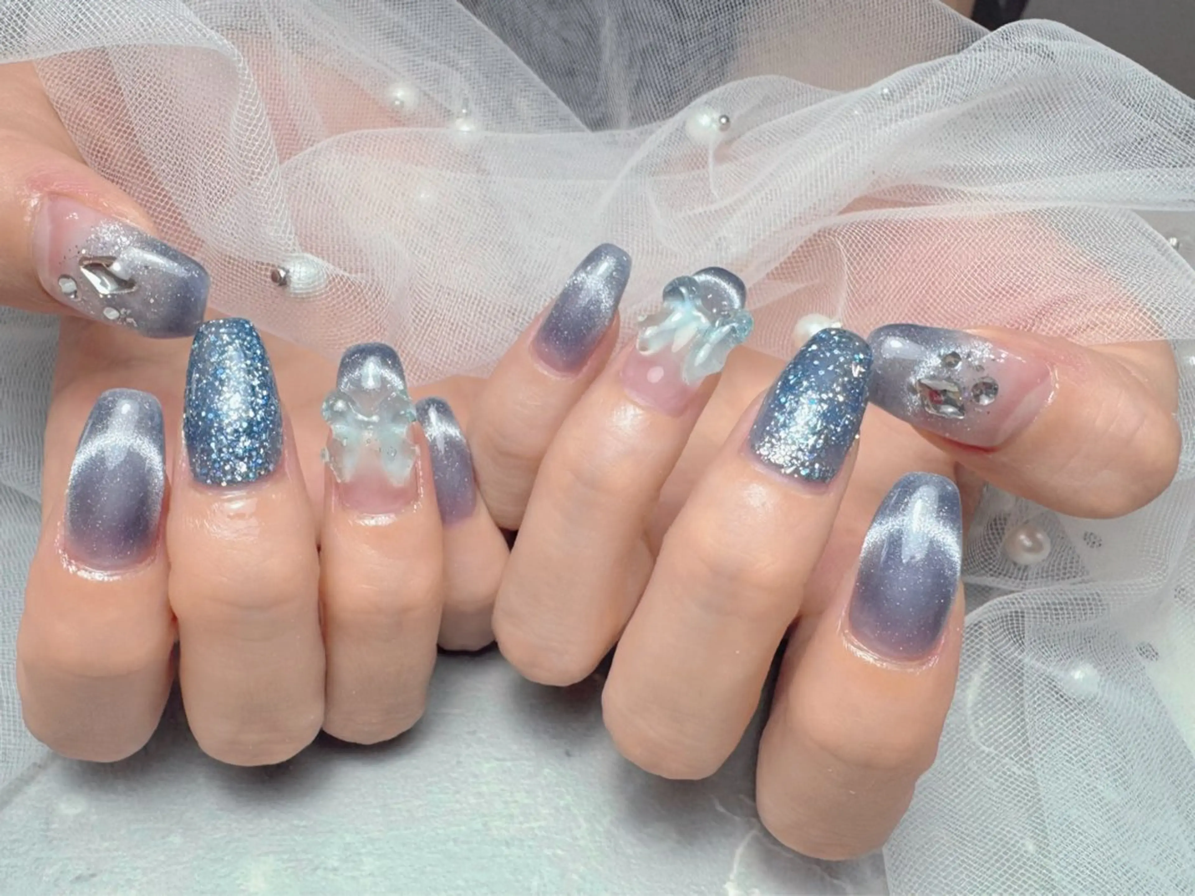 ネイル ハンドネイル マジックミラー所属・マジック ミラーのネイルデザイン