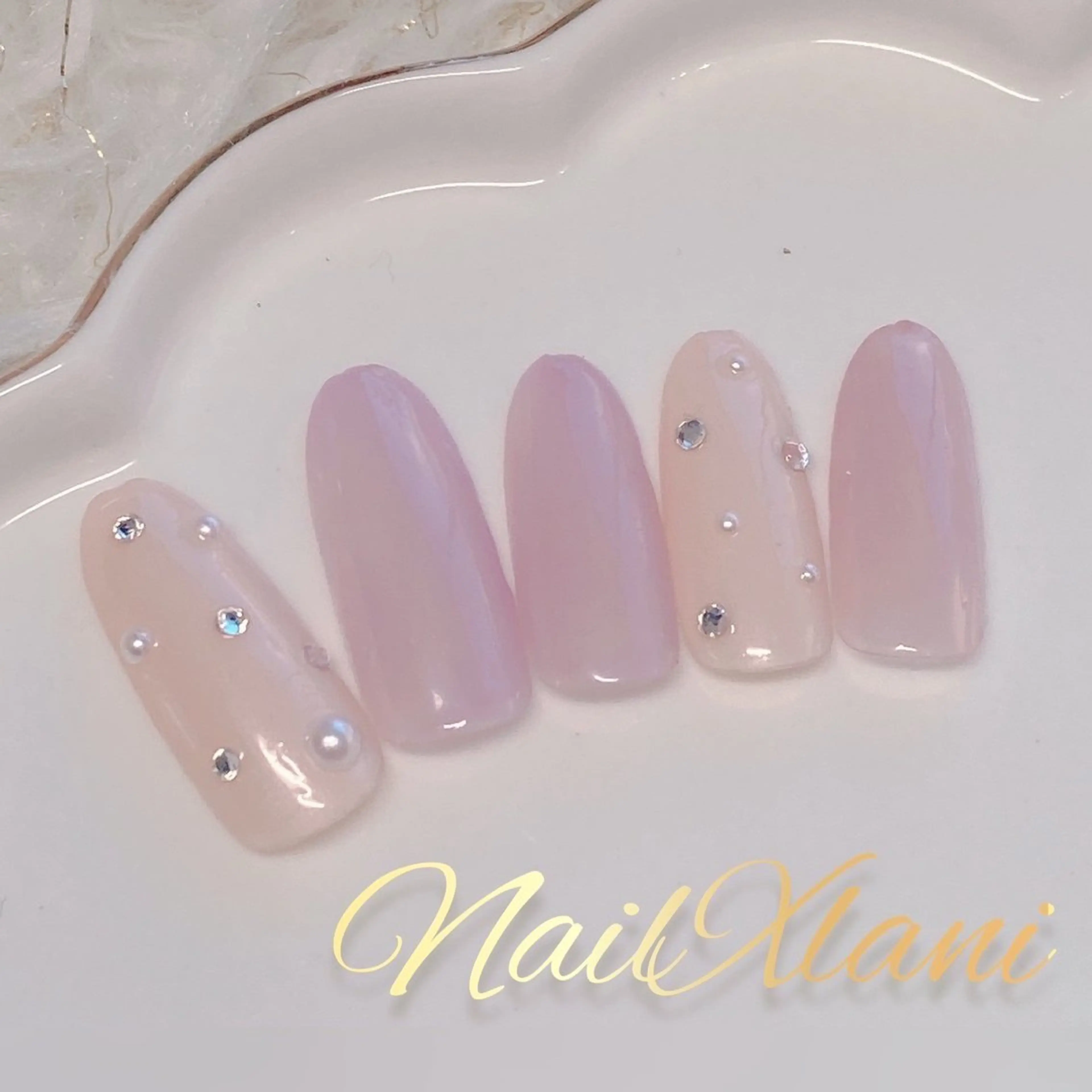 ネイル フットネイル ジェルネイル マグネットネイル パラジェル ハンドネイル Nail×Lani 深爪矯正対応◎のネイルデザイン