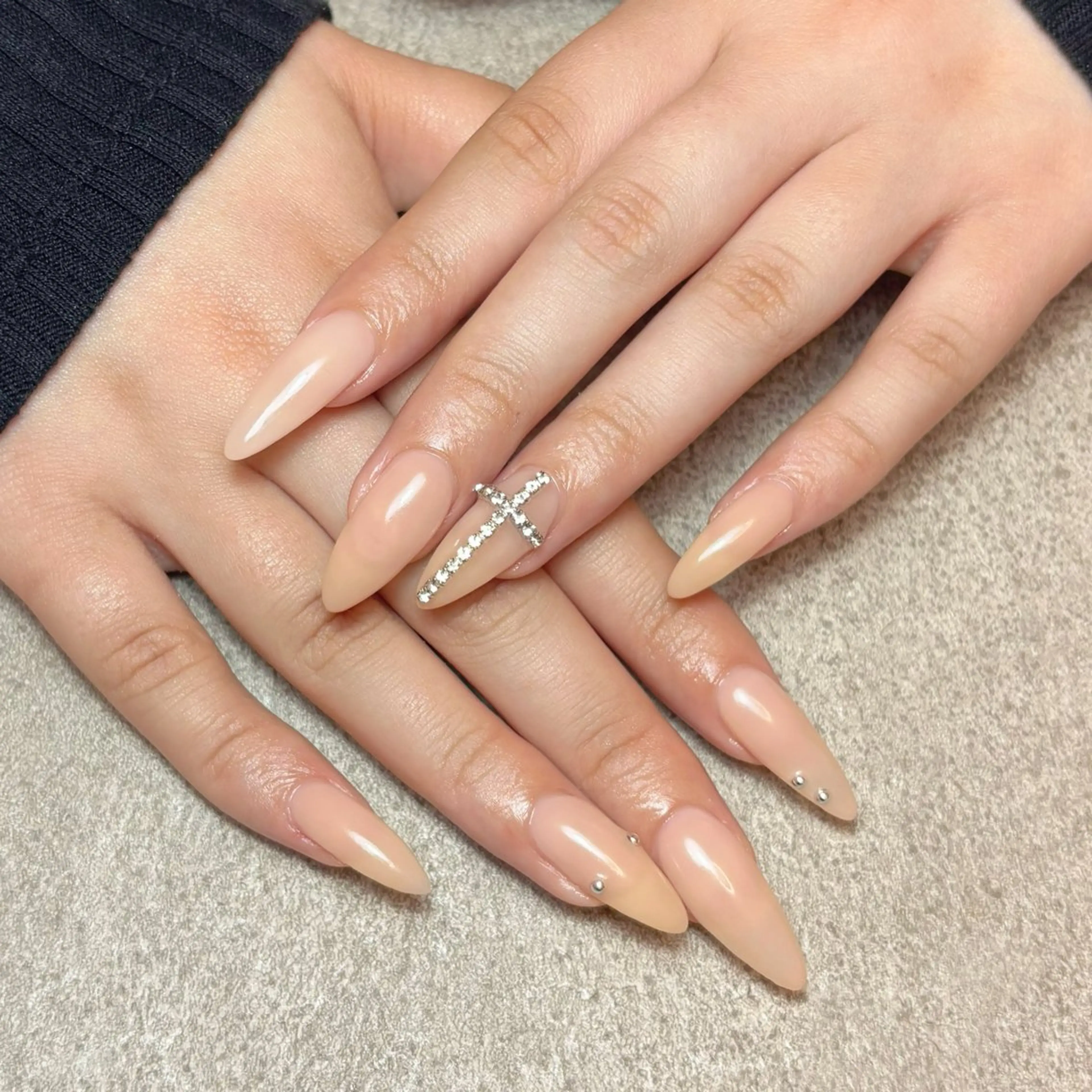 ネイル ハンドネイル nailroom DIASOMNIAのネイルデザイン
