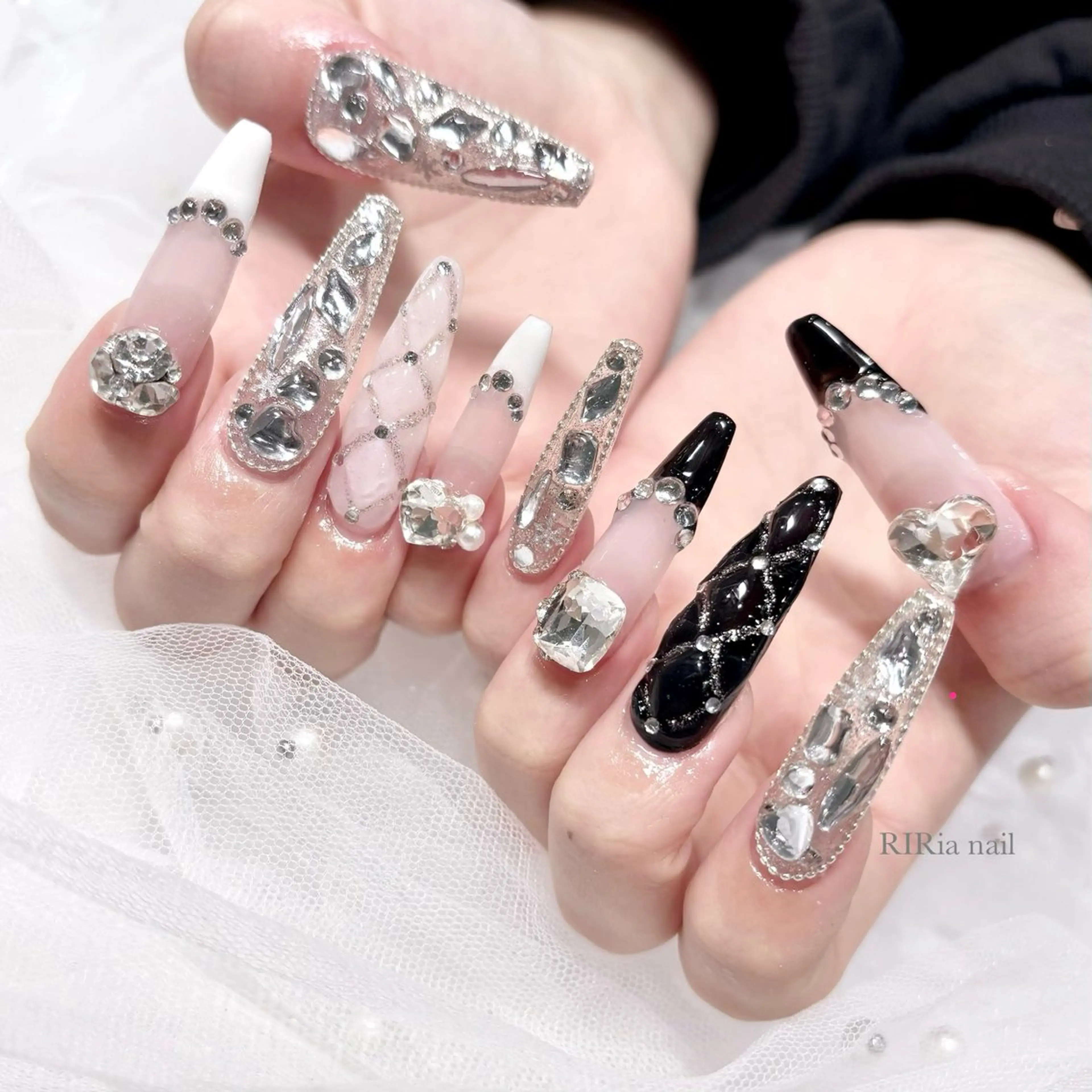 🎀チップ長さ出し＋シンプルデザイン＋パーツ付け放題（オフ込み）¥12800→¥6500の写真