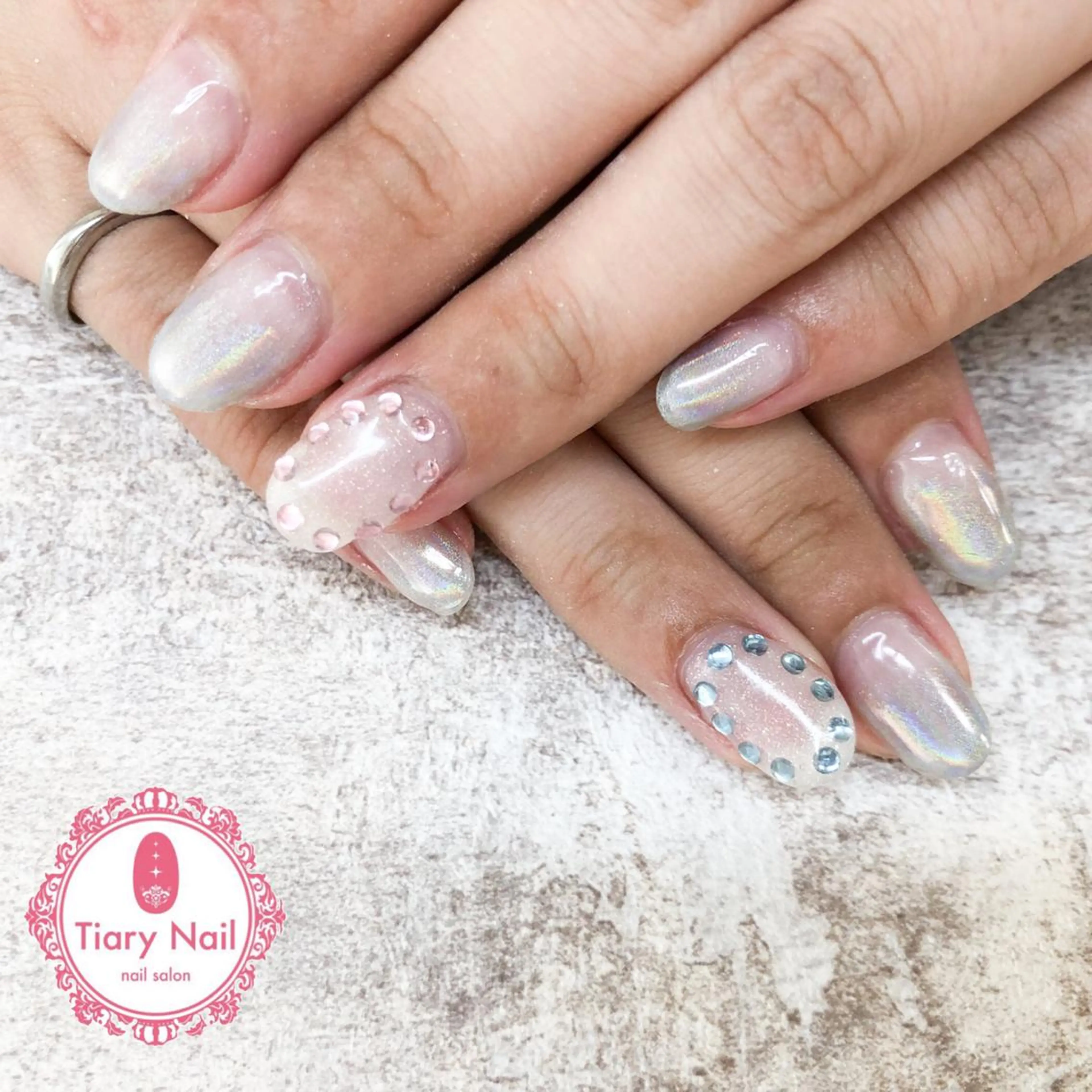 ネイル tiarynail K K🐼のネイルデザイン
