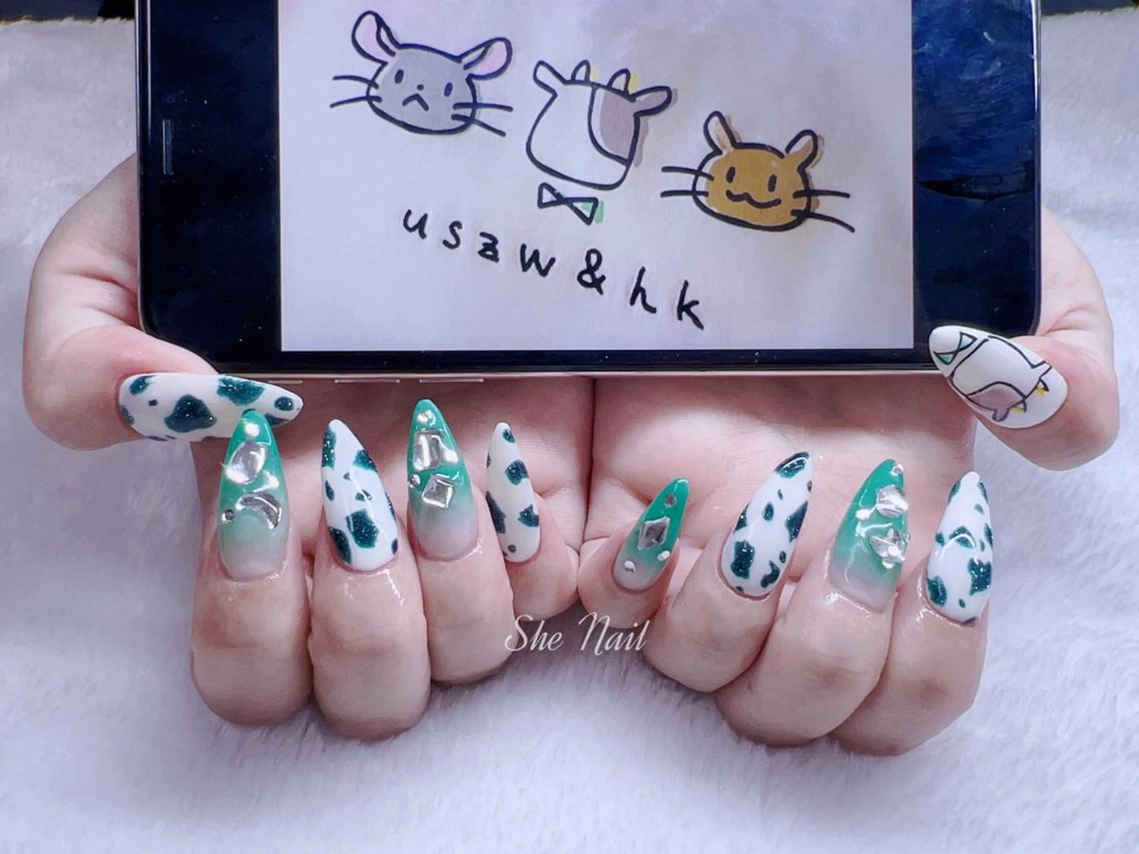 ネイル チークネイル 長さ出し フレンチネイル マグネットネイル 持ち込み ハンドネイル She   Nail所属・ISA_ BELLAのネイルデザイン