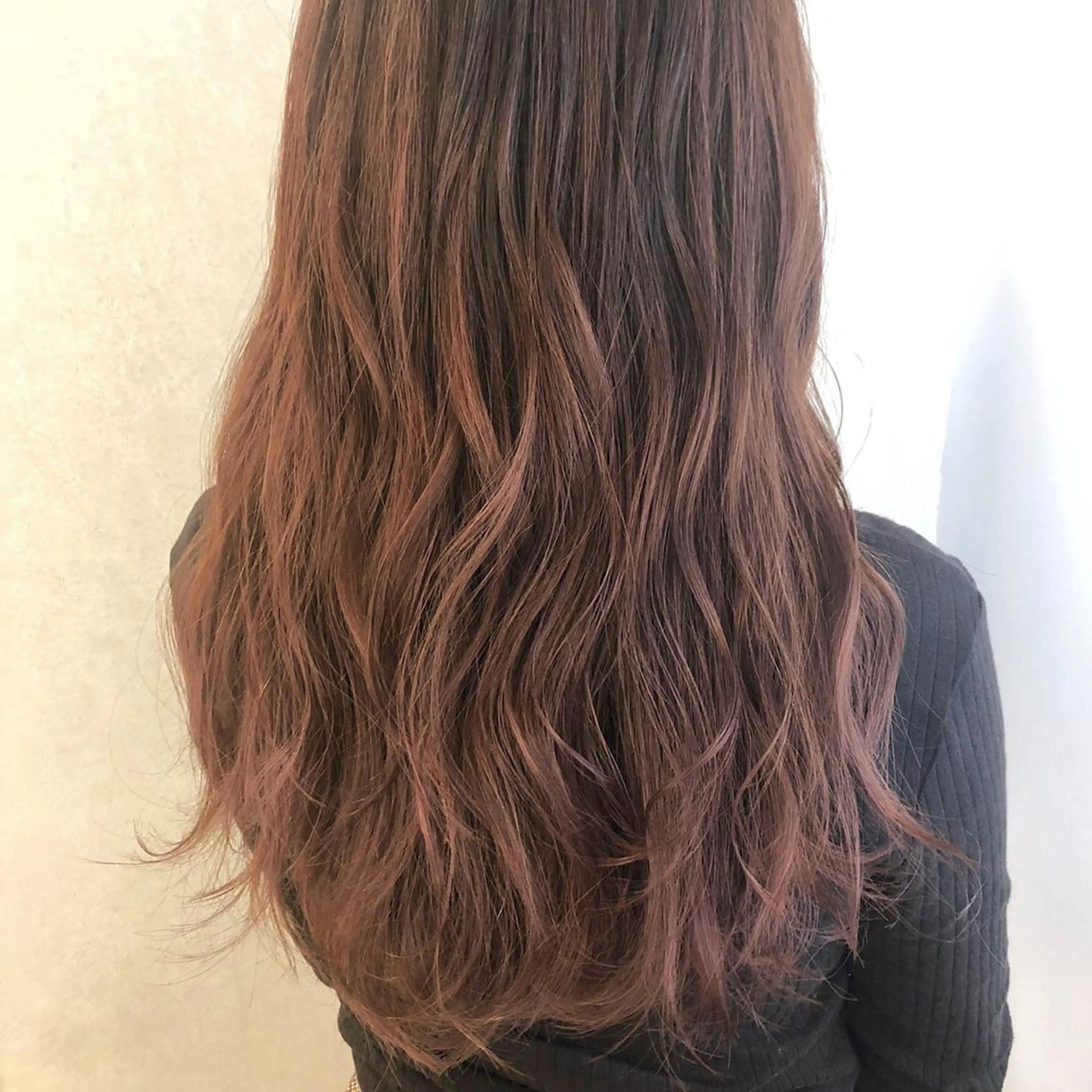 ロング カラー 🪐脱白髪染め 🪐松尾菜々美のヘアスタイル