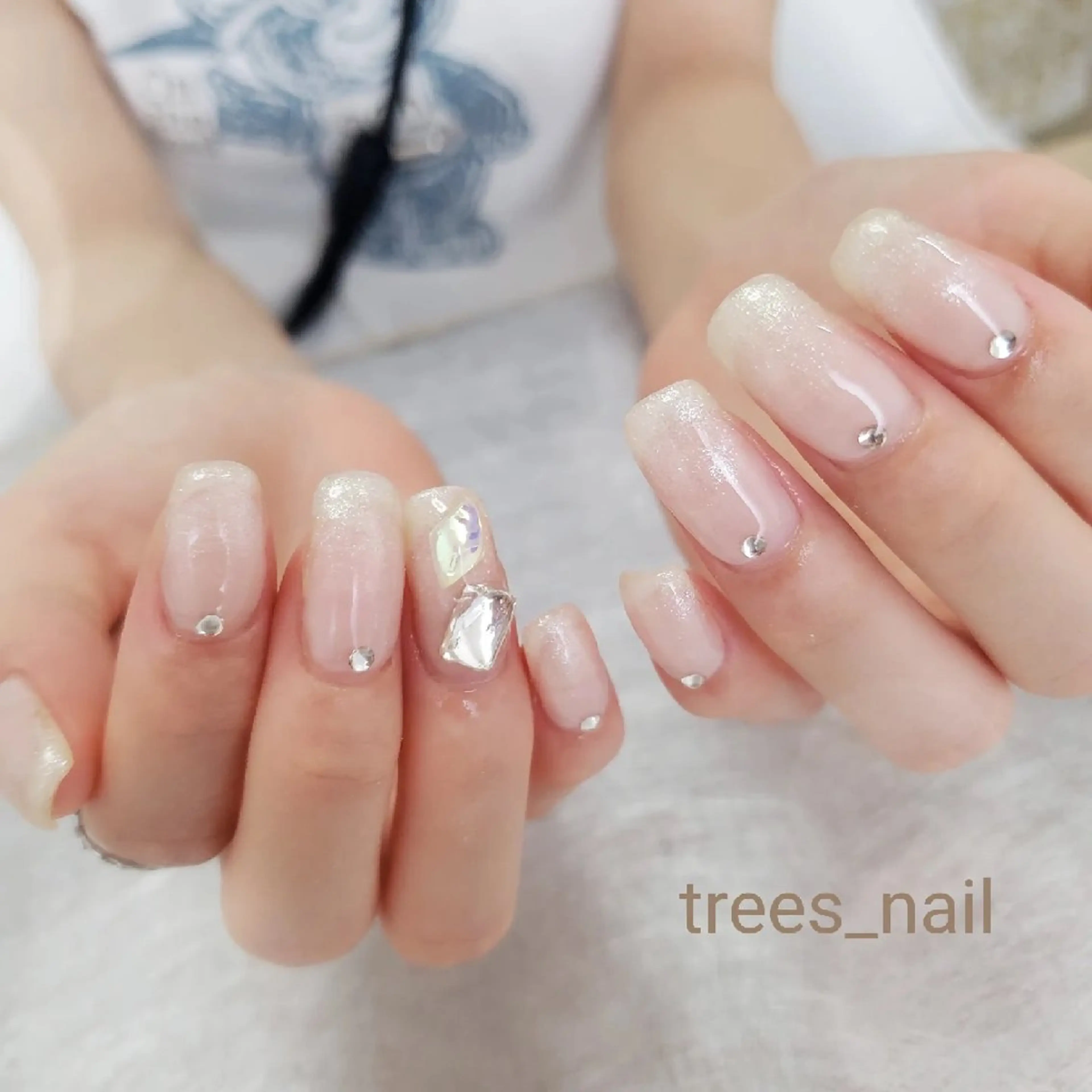 ネイル trees_ nailのネイルデザイン