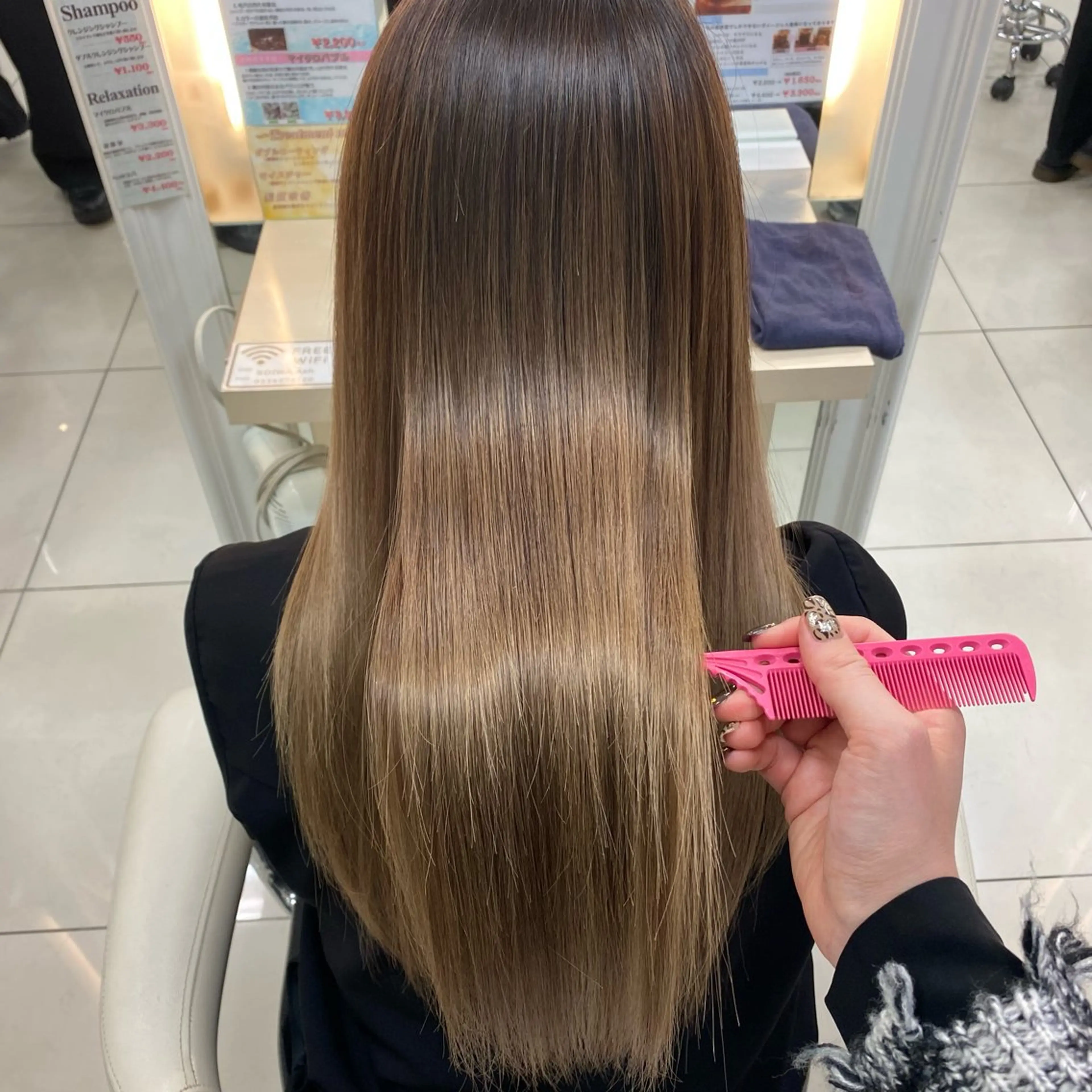 カラー 中村/韓国風レイヤー 縮毛矯正、ハイライトのヘアスタイル