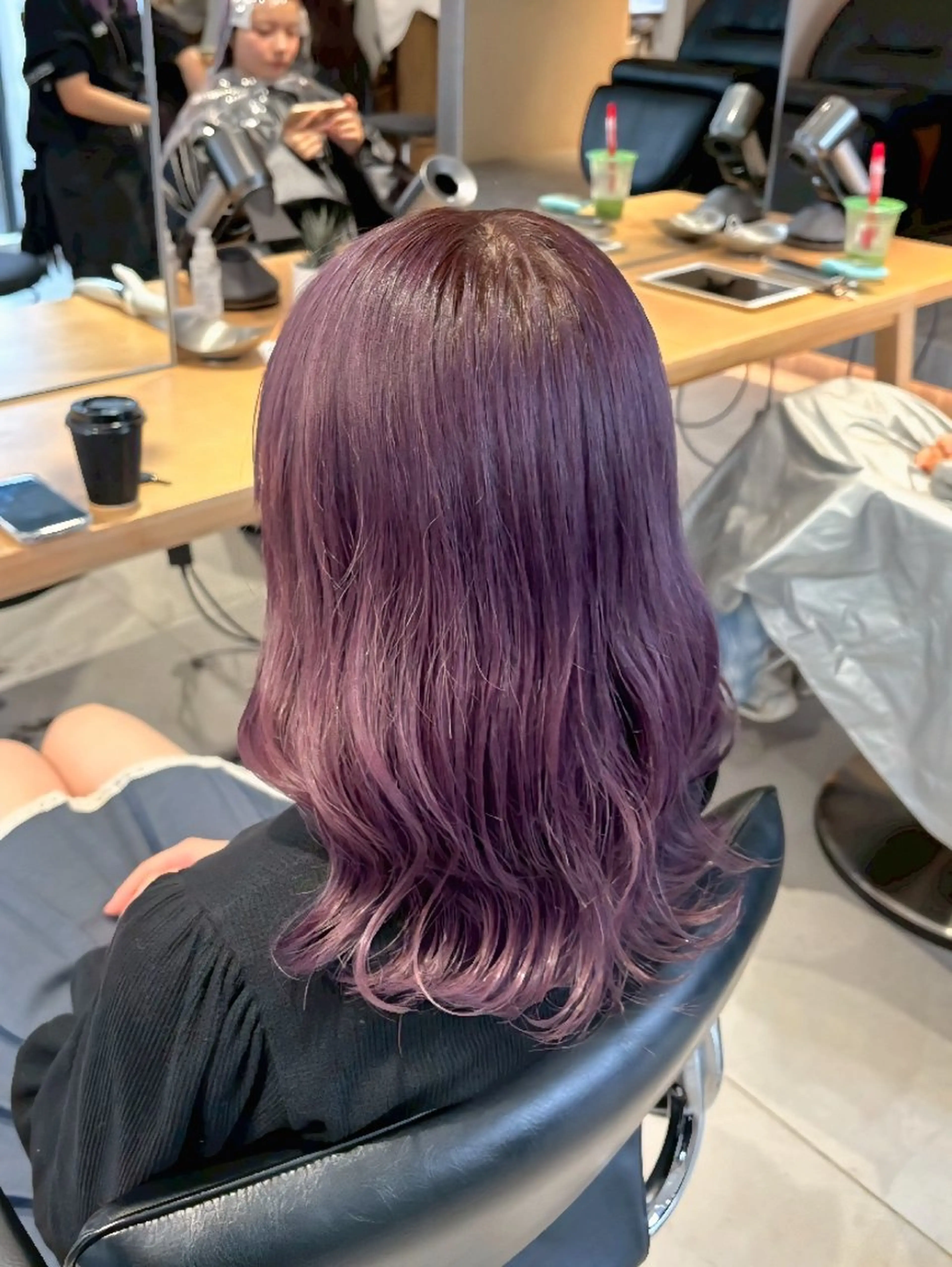 セミロング カラー ラベンダーカラー ヘアカラー あかり/ 艶カラー/メンズのヘアスタイル