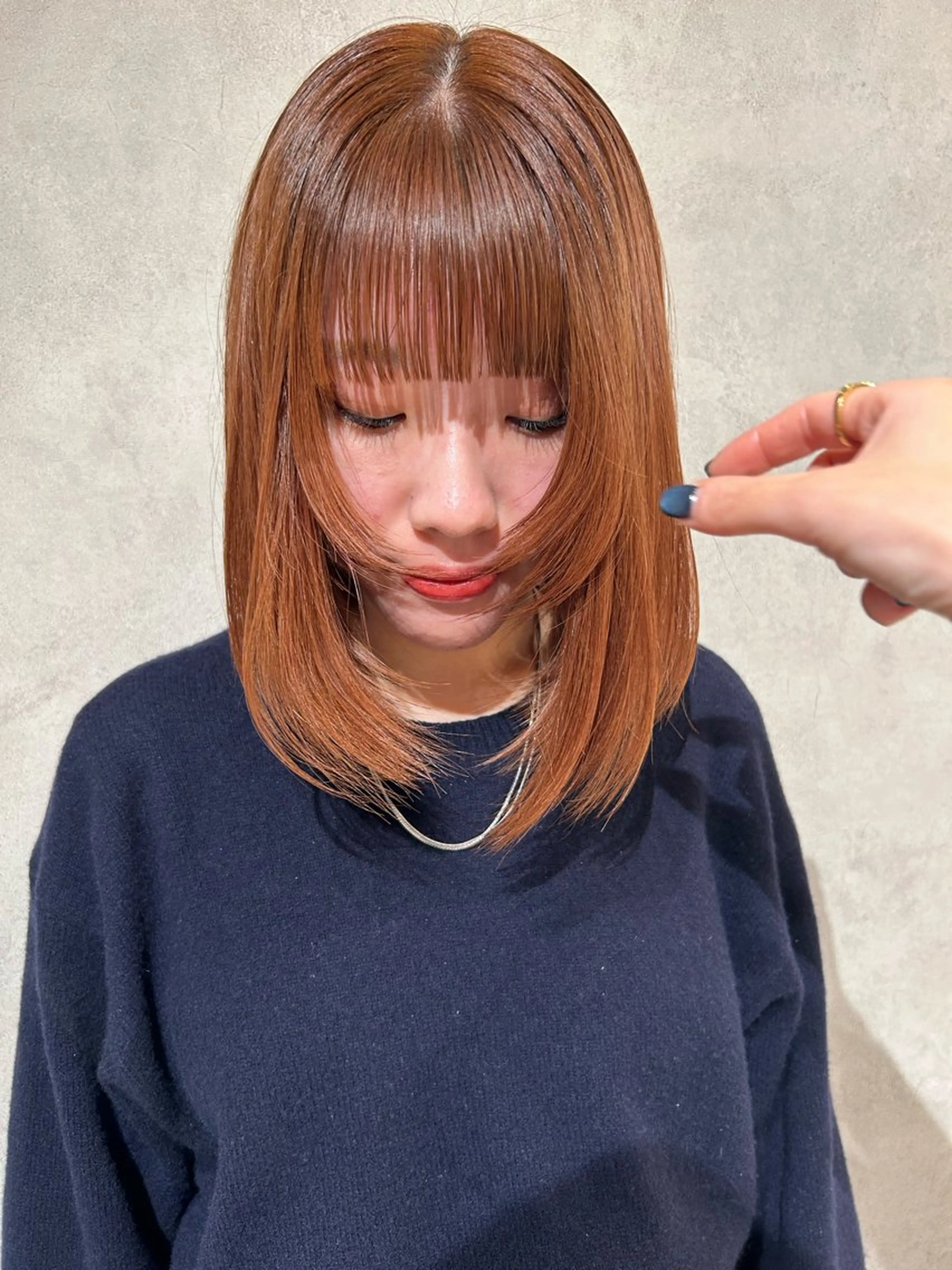 ミディアム カラー 顔まわりレイヤー 顔周りカット レイヤーカット ayano/パーマ/ 暖色カラーのヘアスタイル