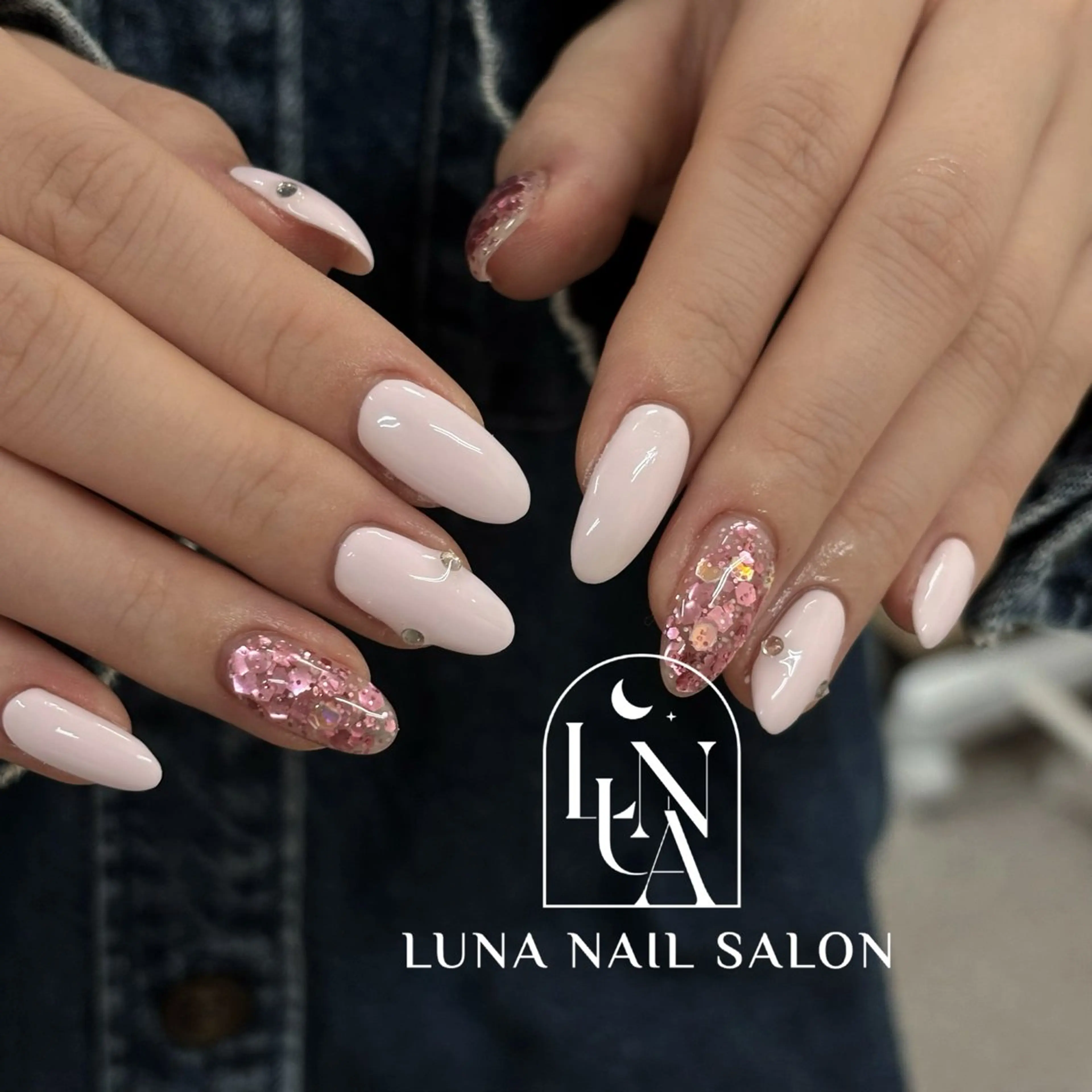 ネイル アートネイル フレンチネイル ジェルネイル ガラスフレンチ 韓国ネイル ハンドネイル ハンドケア LUNA Nail salon💕のネイルデザイン
