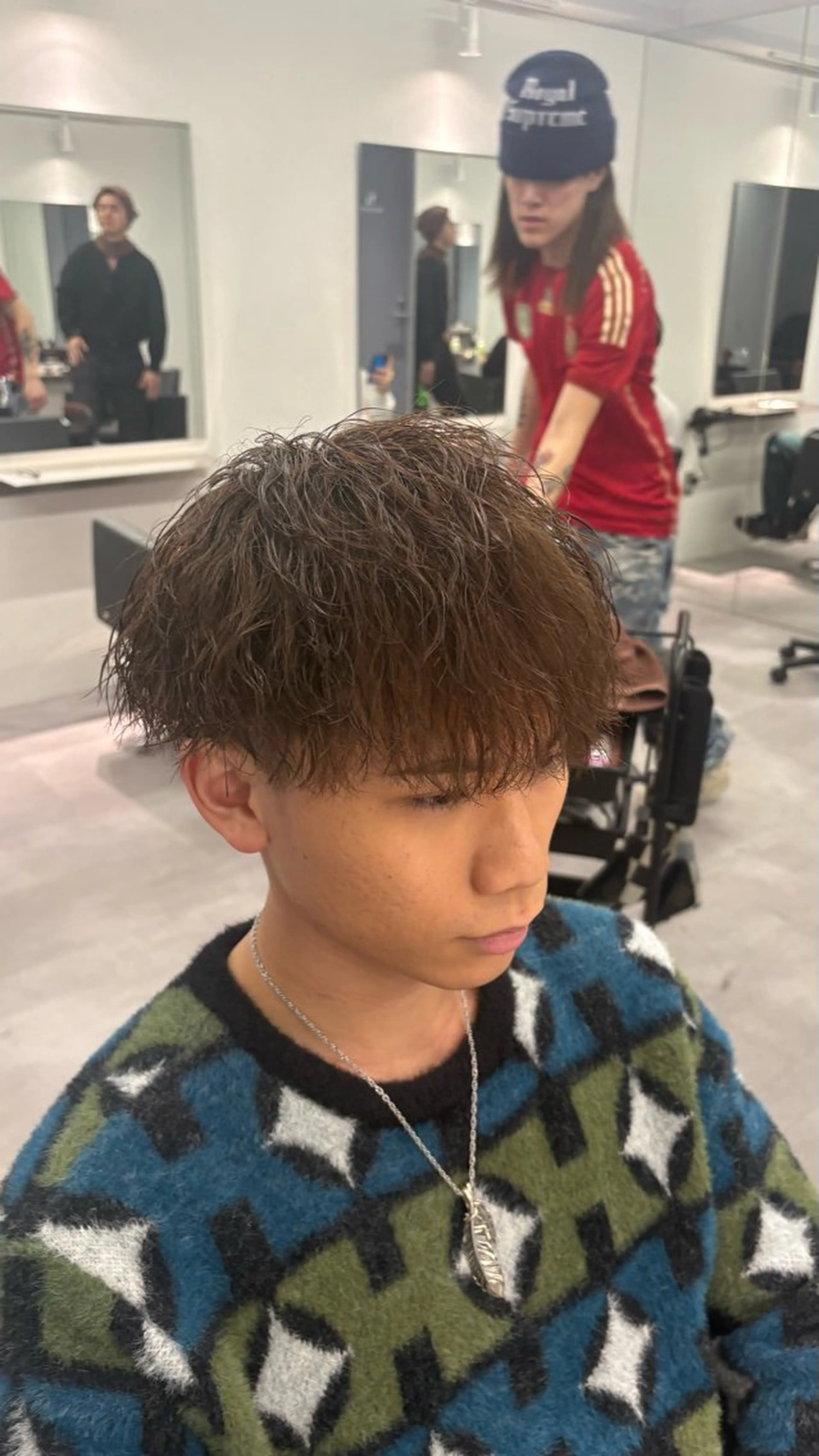 ミディアム パーマ メンズ ミディアムパーマ メンズパーマ ツイストスパイラルパーマ スパイラルパーマ 高橋 周のヘアスタイル