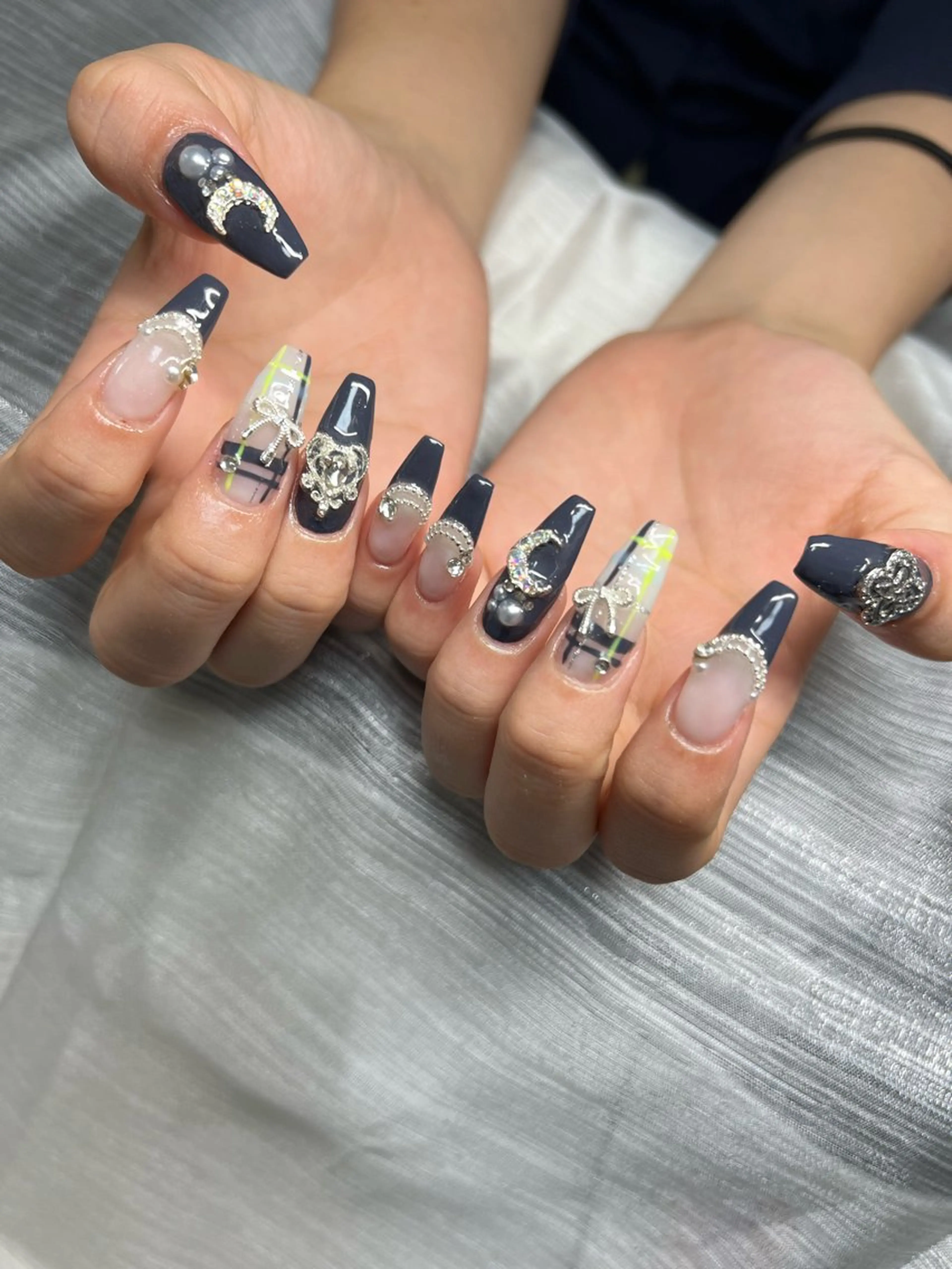 ネイル Lee Nailsのネイルデザイン