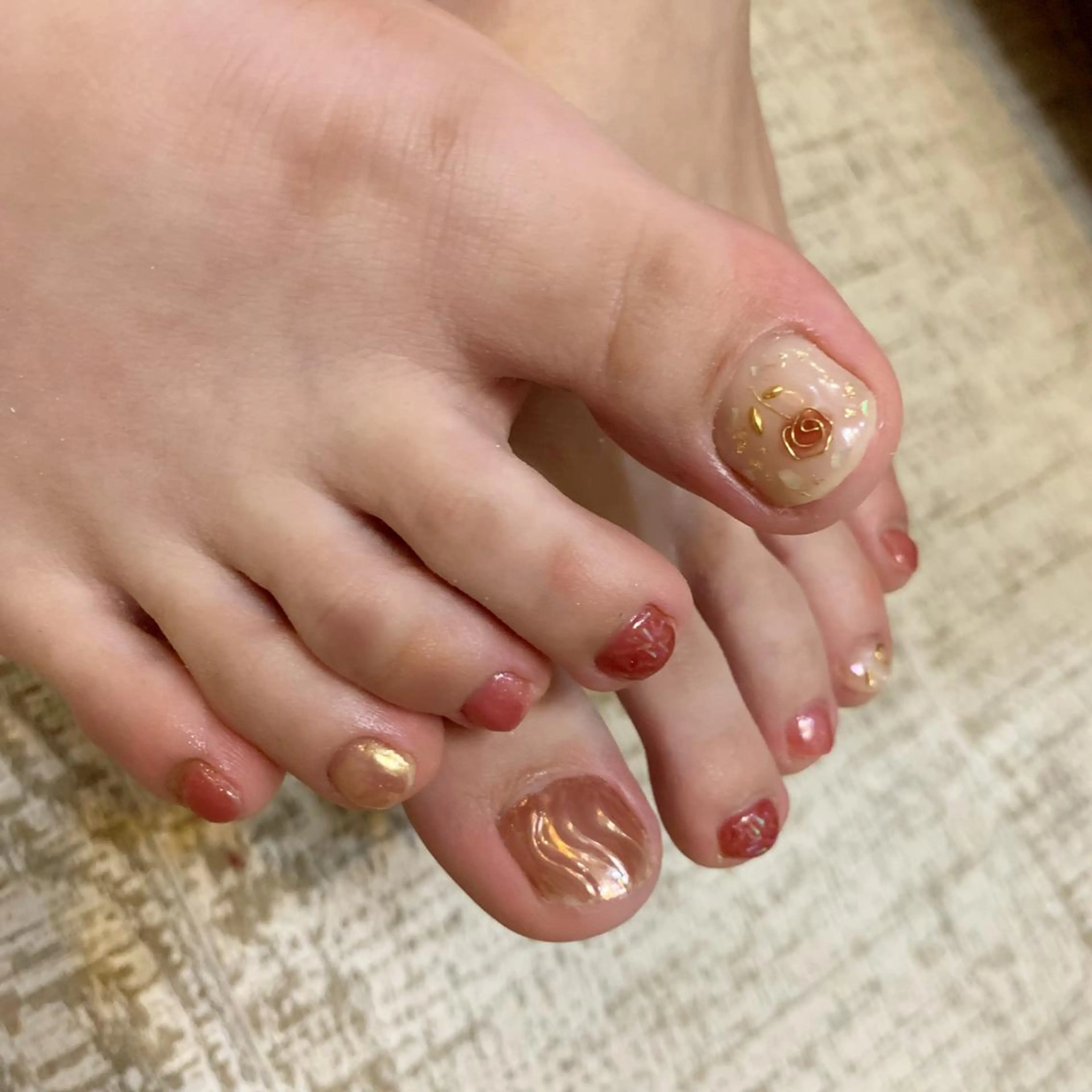 ネイル 新宿ニュアンスネイル makotoのネイルデザイン