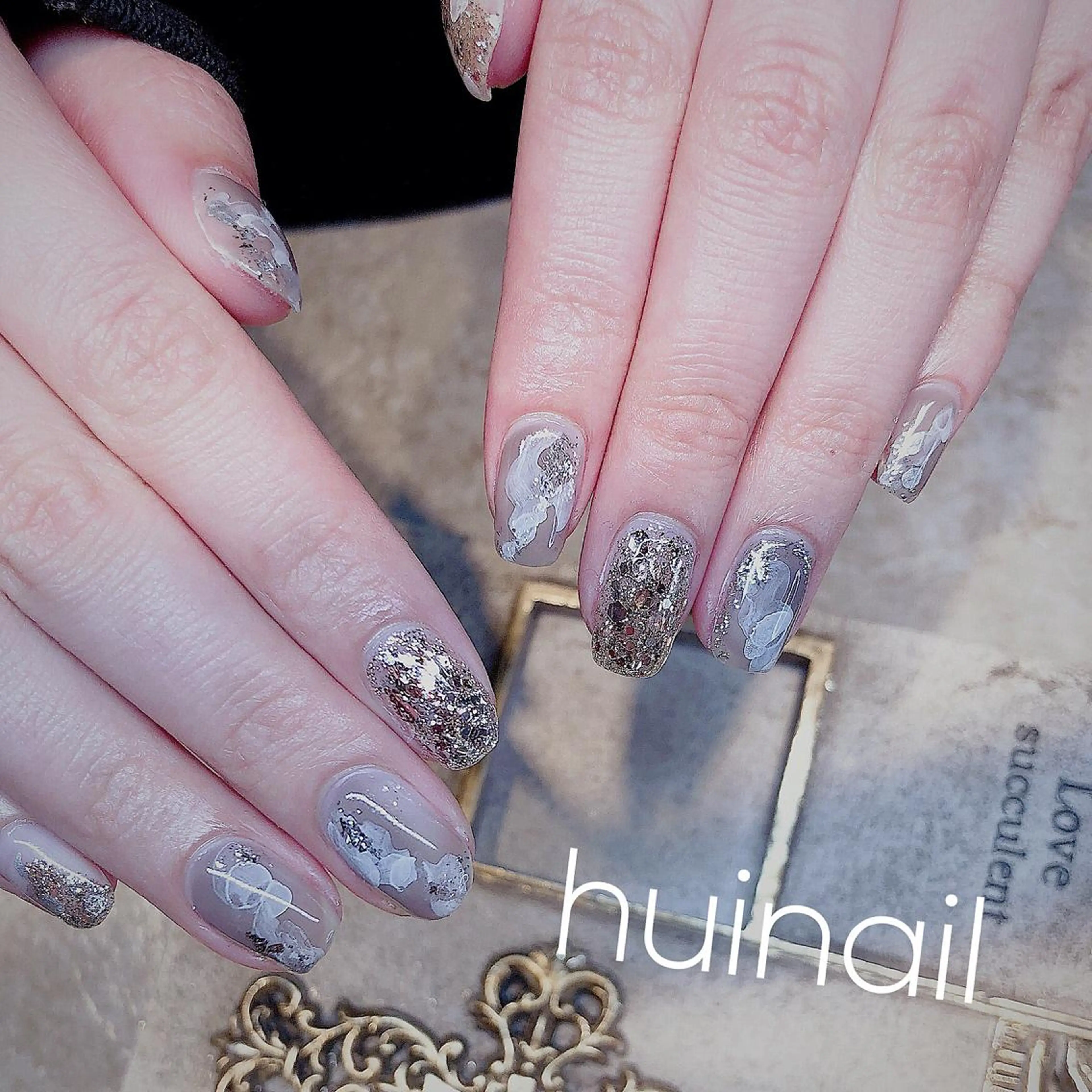 ミディアム めぐみのネイルサロン スタッフ練習のネイルデザイン